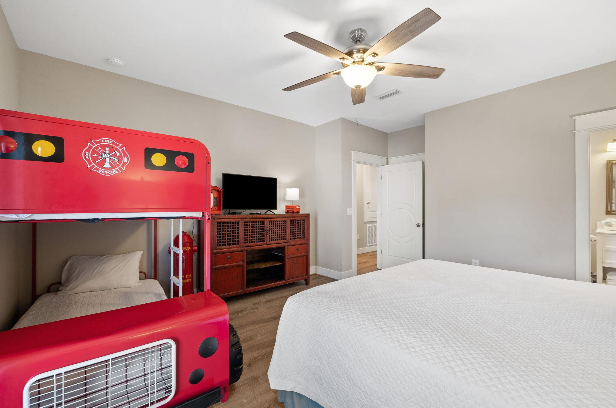 221 Norwood Dr, Destin FL 32550-4921 exterior