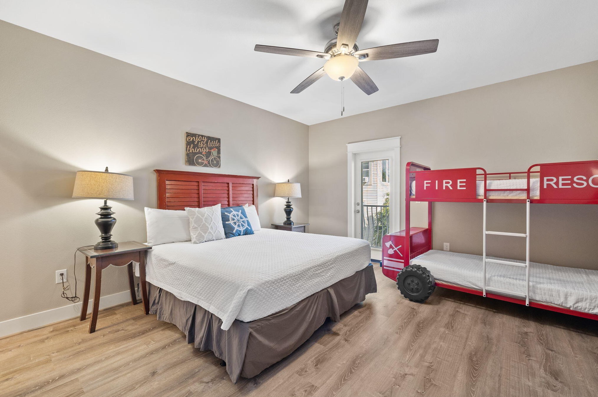 221 Norwood Dr, Destin FL 32550-4921 exterior