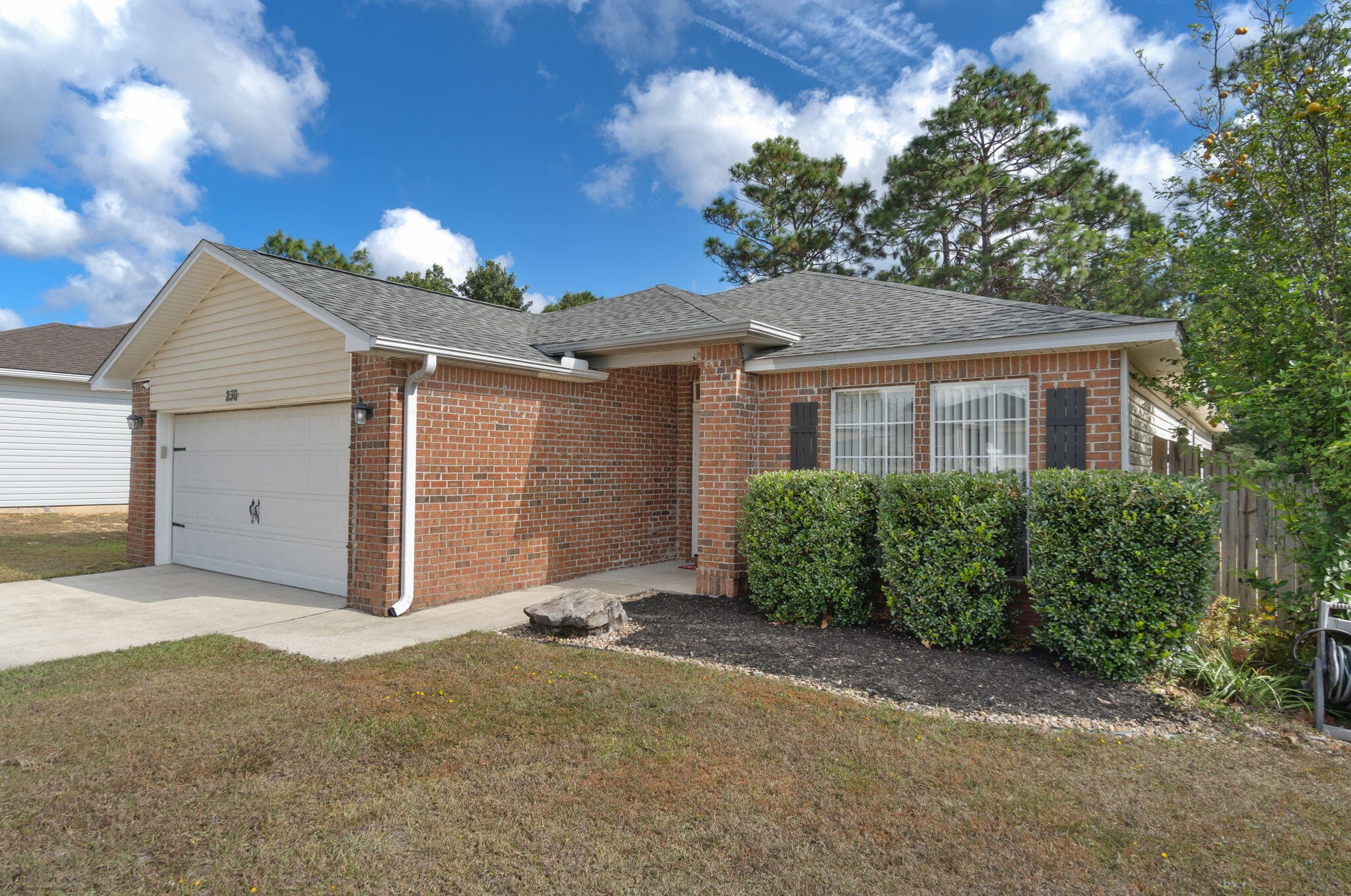 230 Limestone Cir, Crestview, FL 32539