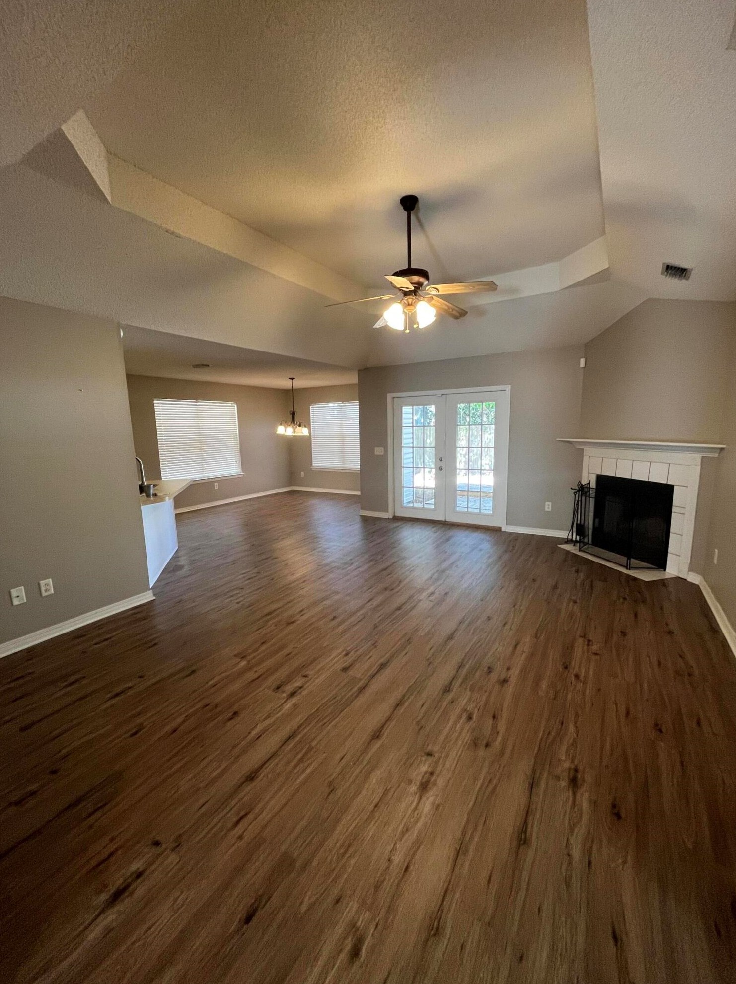 1861 Brick Cir, Fort Walton Beach, FL 32547