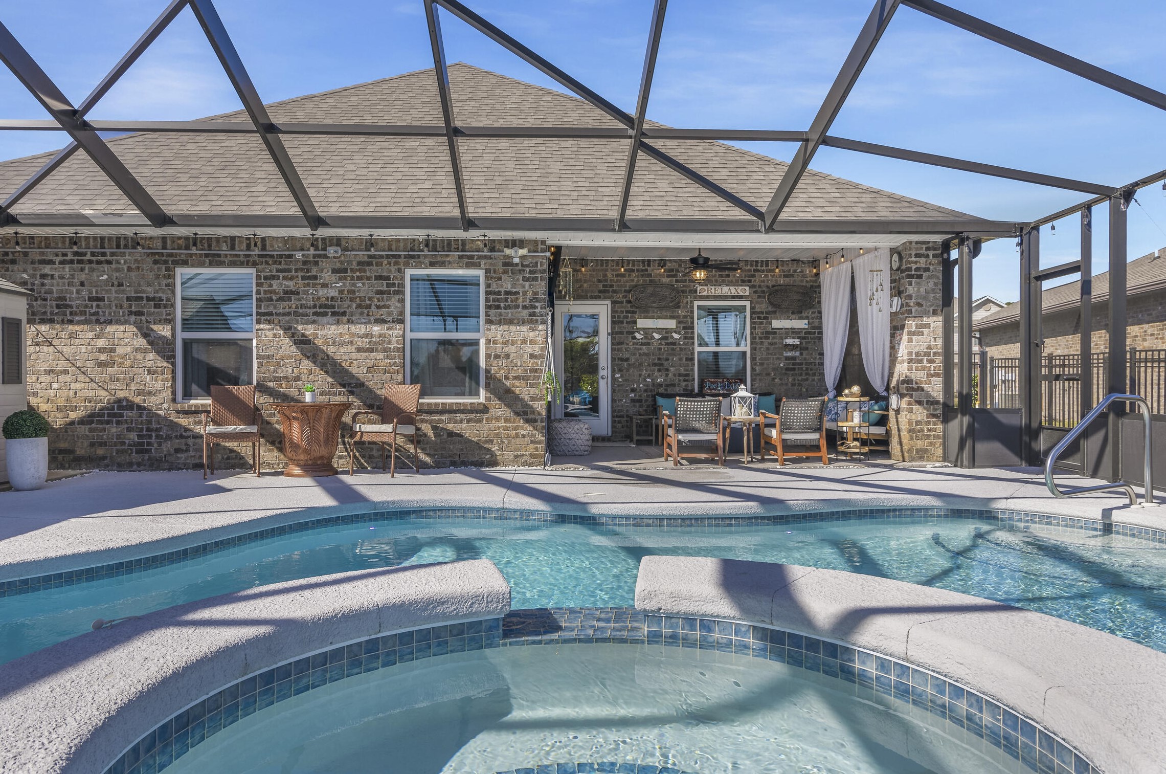 195 Pin Oak Loop, Santa Rosa Beach FL  32459-8049 exterior