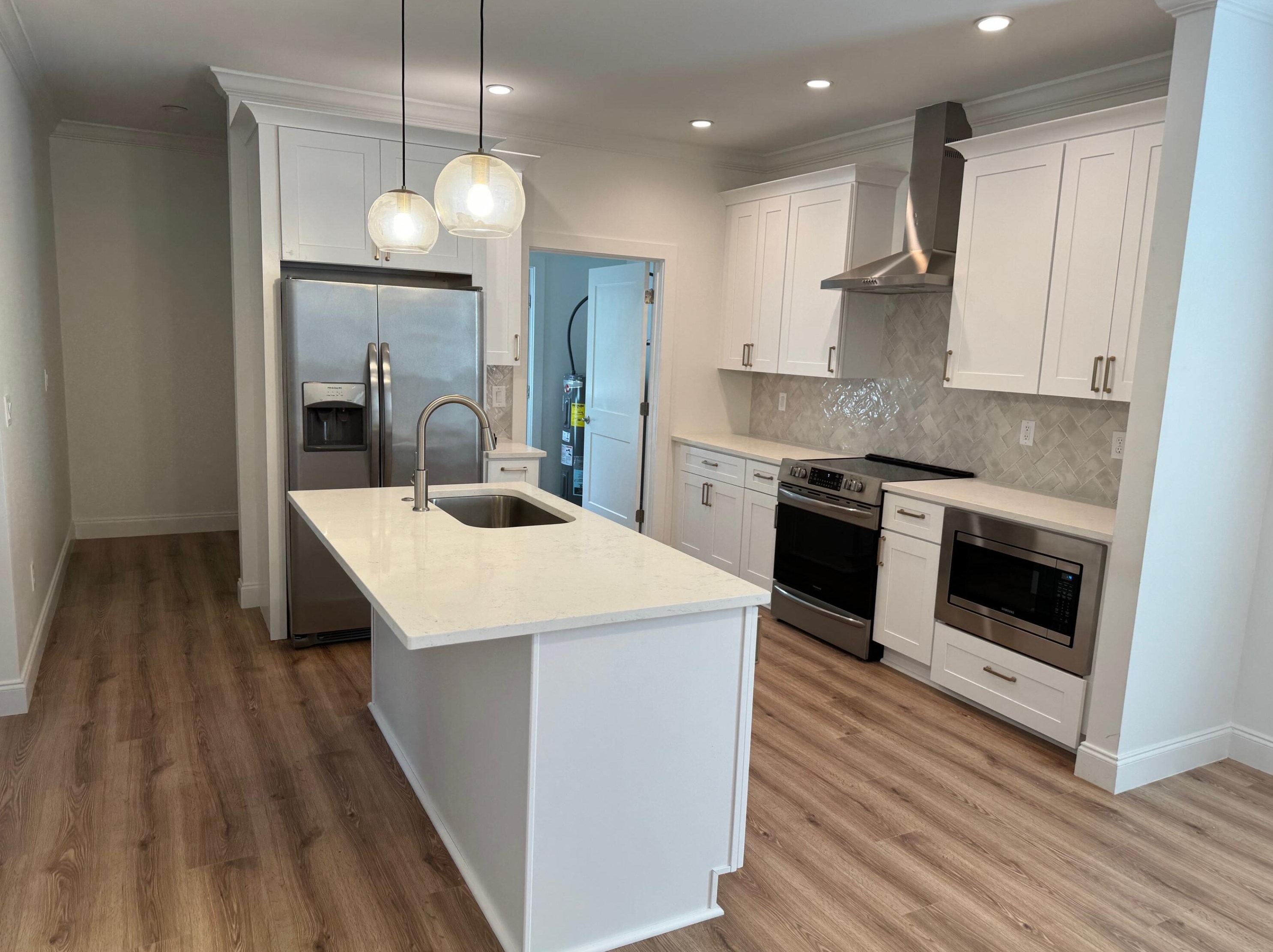 60 4 St, Santa Rosa Beach FL  32459-3975 exterior