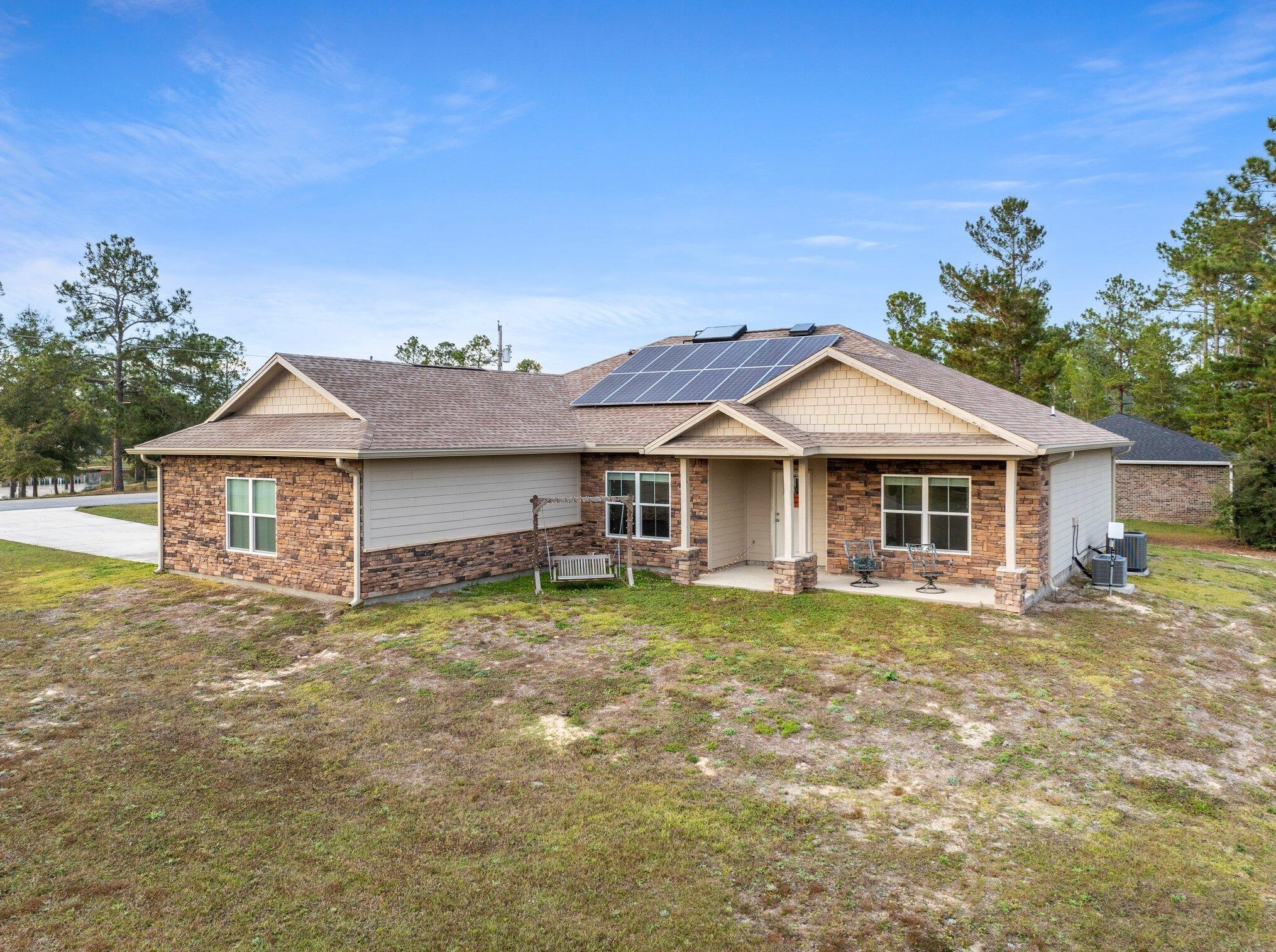 990 10 Lake Dr, Defuniak Springs, FL 32433