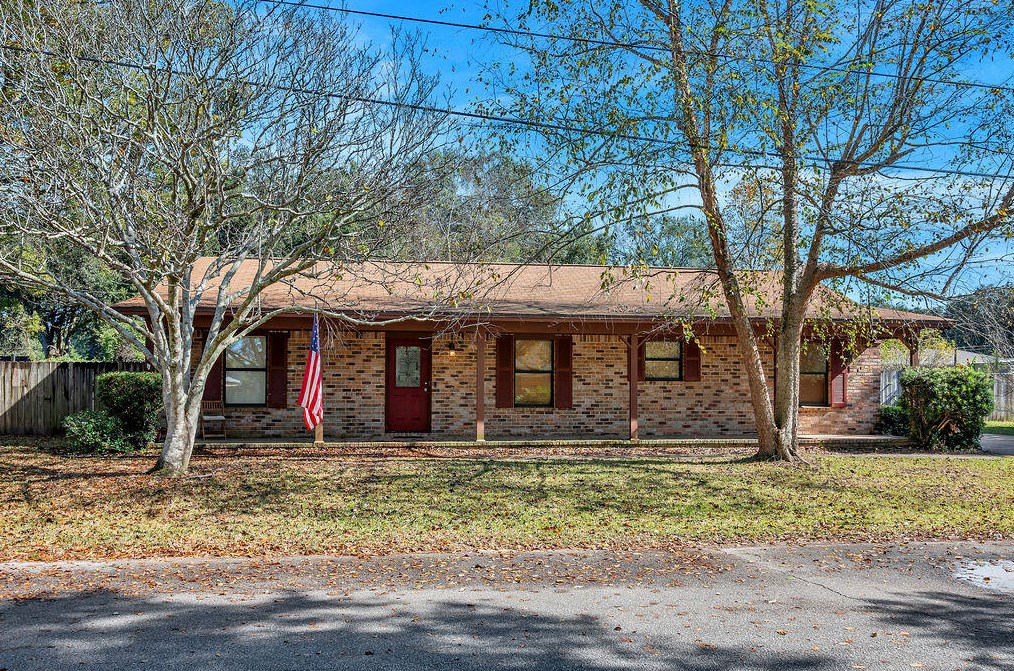 4712 Frontier Rd, Milton, FL 32571