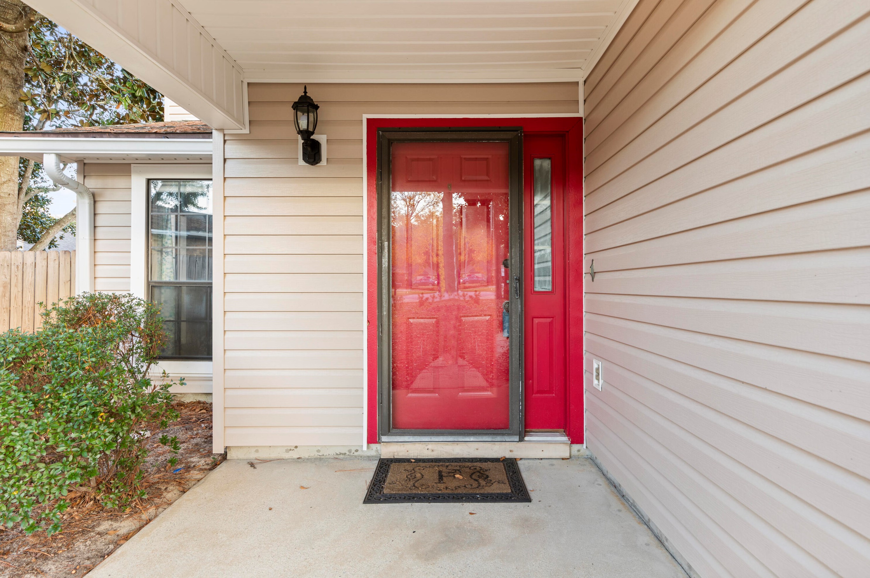 610 Pinecone Cv, Niceville, FL 32578-3704