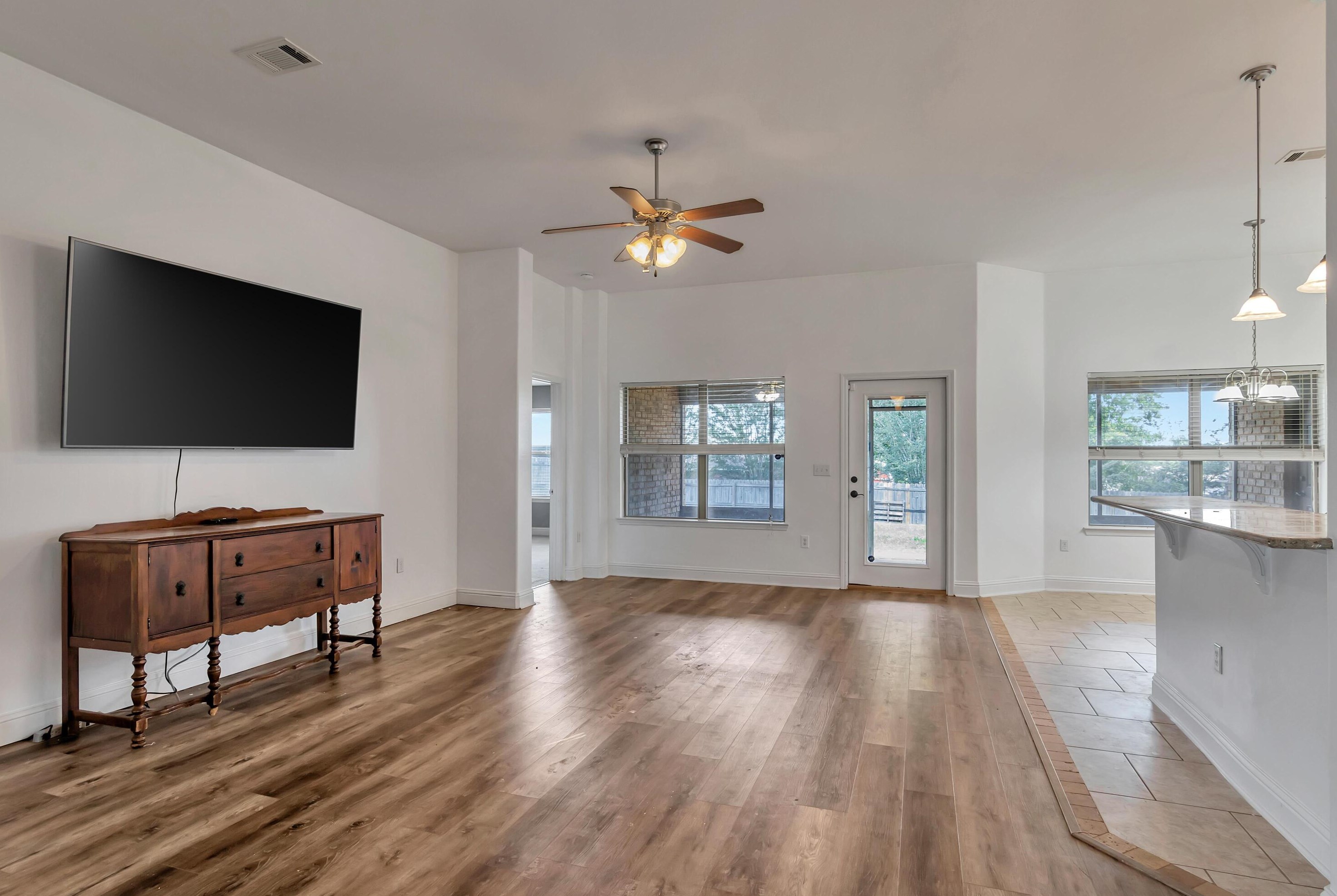 3003 Crown Creek Cir, Crestview FL  32539-9000 exterior