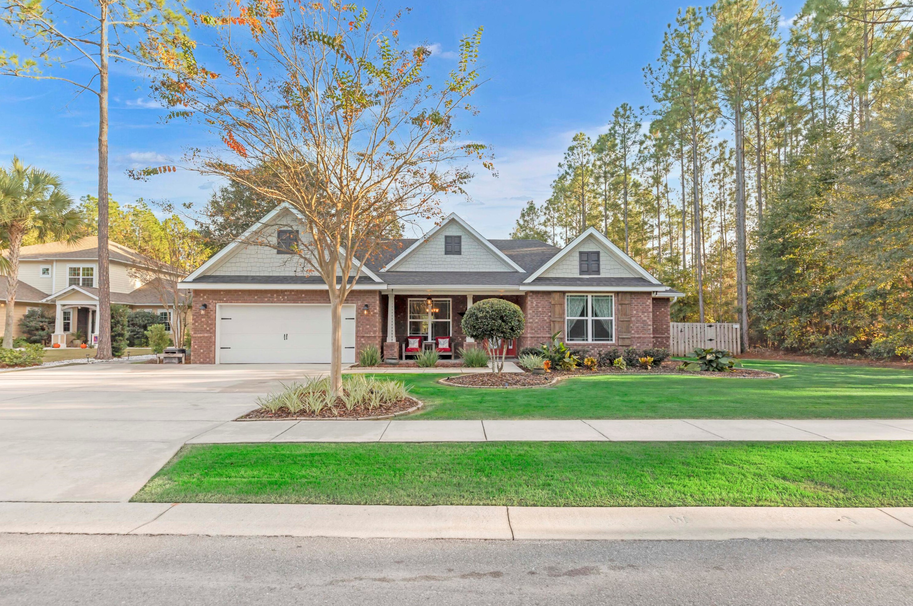 328 Concert Ct, Freeport, FL 32439