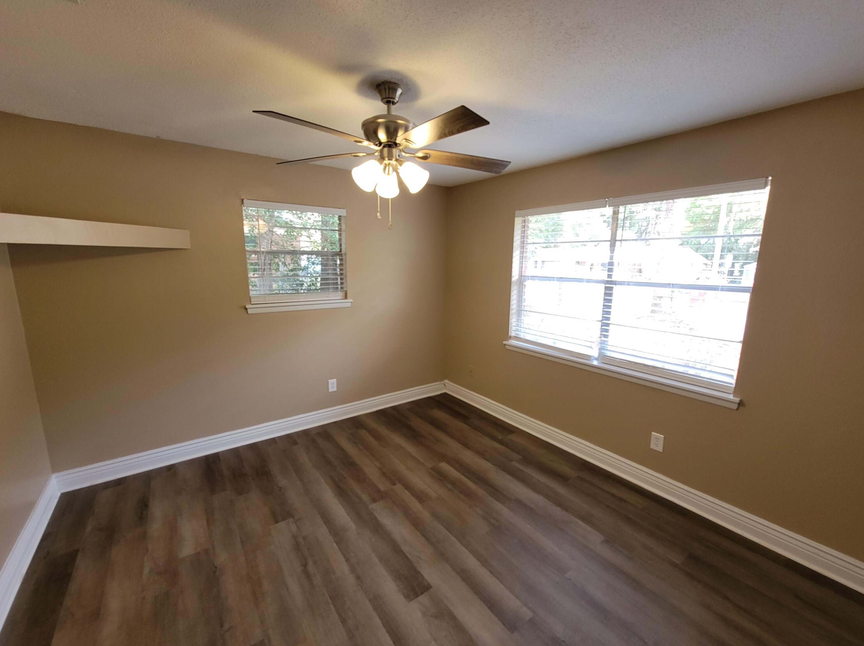 515 Tall Pines St, Crestview FL  32539-3614 exterior