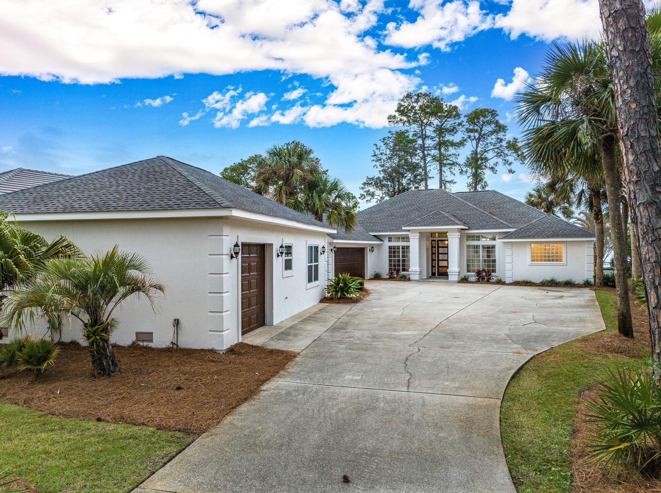 229 Crest Dr, Destin FL  32550-3929 exterior