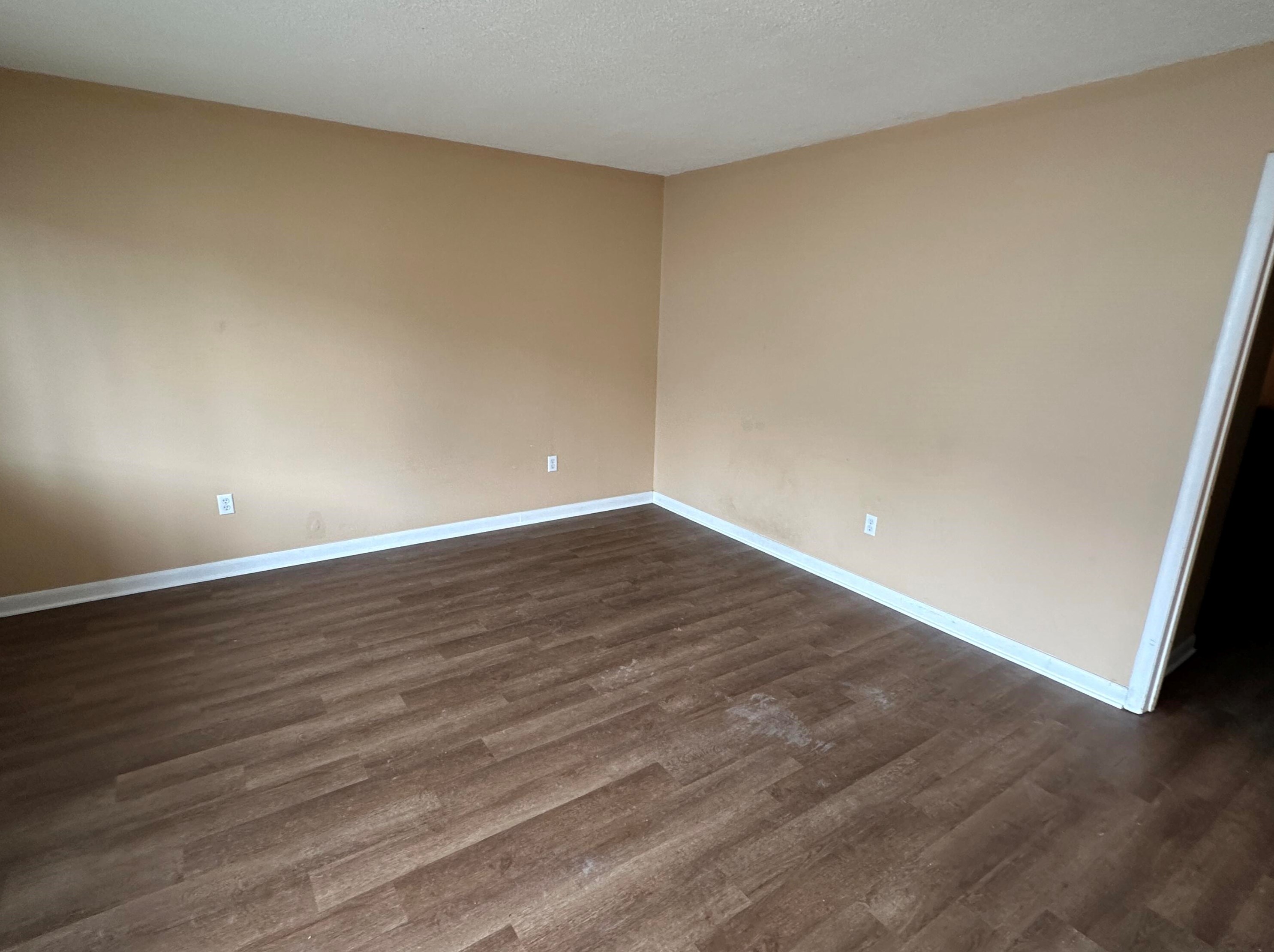 201 College Blvd E #7, Niceville, FL 32578