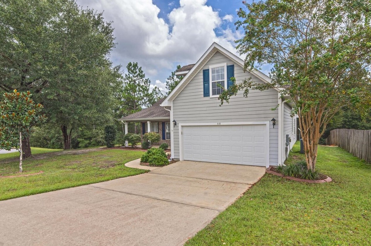 318 Scotch Pine Ln, Crestview, FL 32536-2259