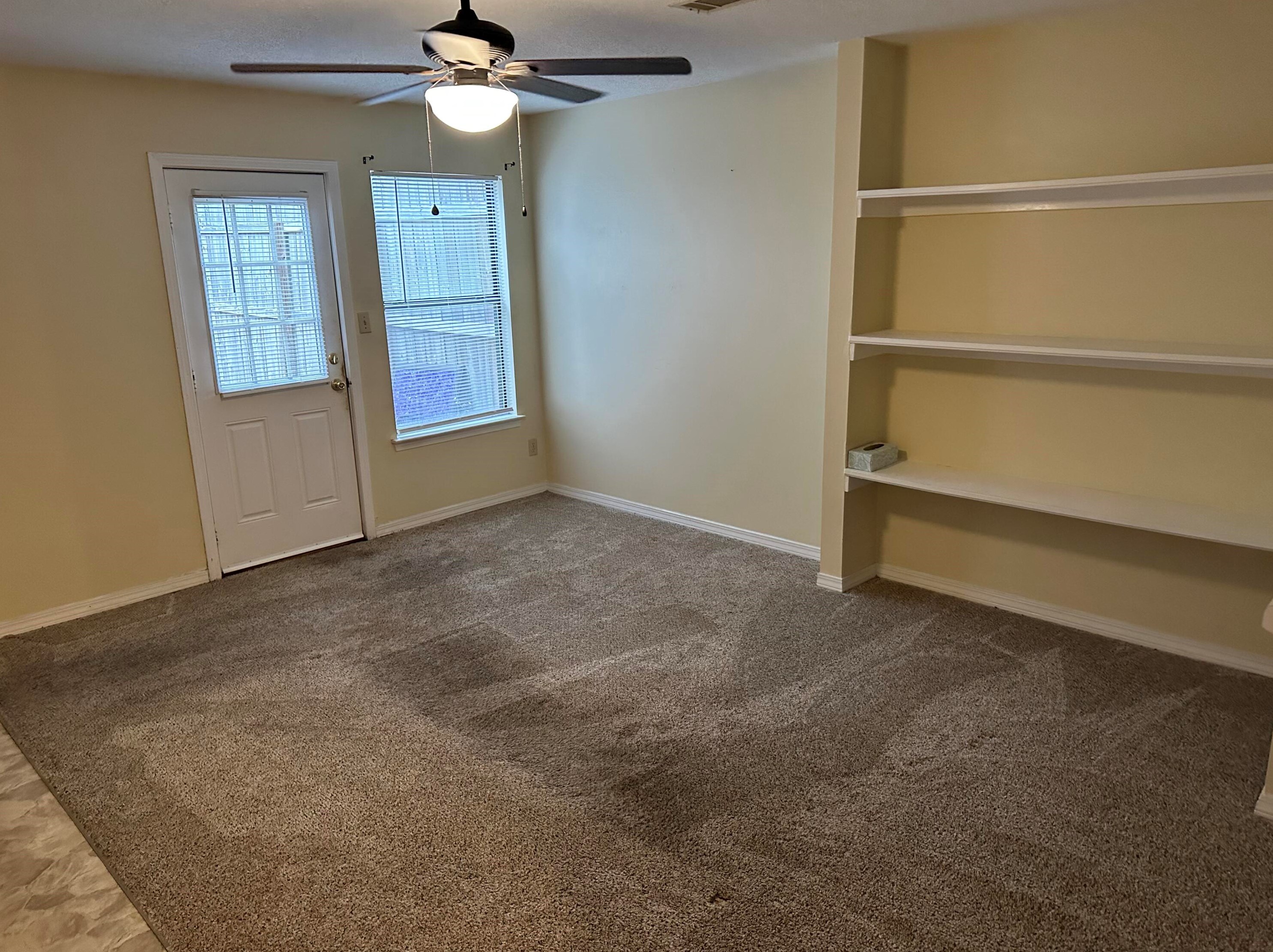 415 Waterway Ln, Fort Walton Beach, FL 32547