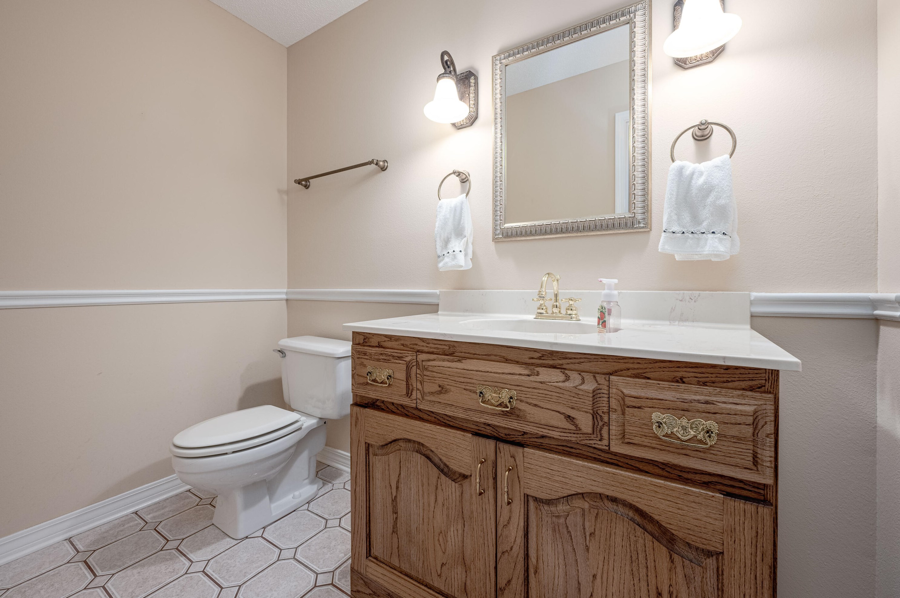 4548 Nancy Ward Ln, Niceville FL  32578-6802 exterior