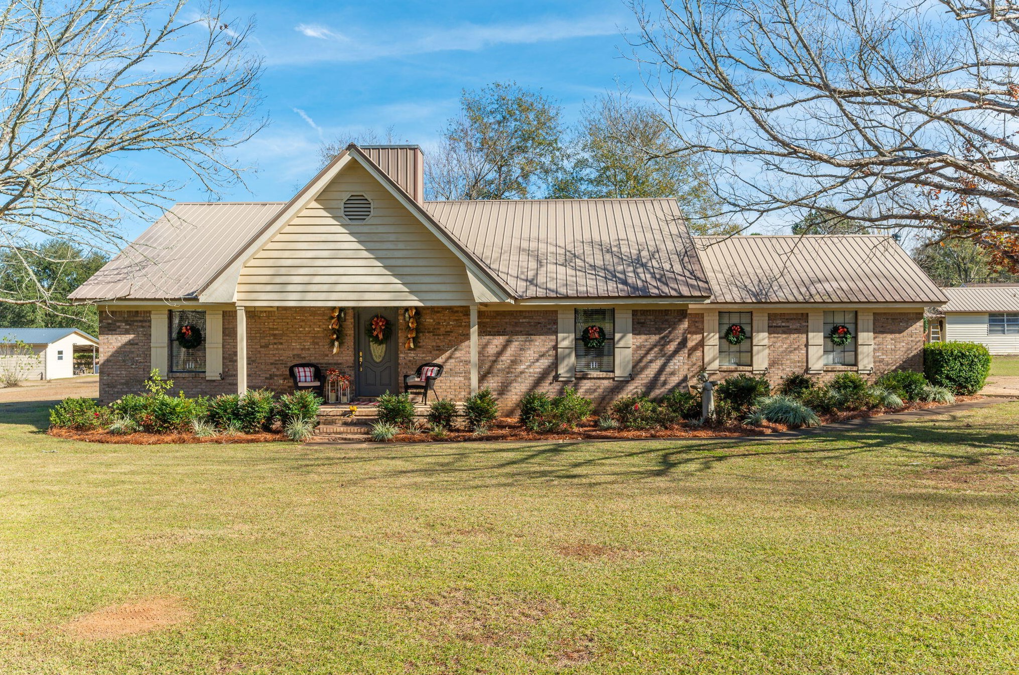 5811 Dairy Rd, Crestview, FL 32531-2607