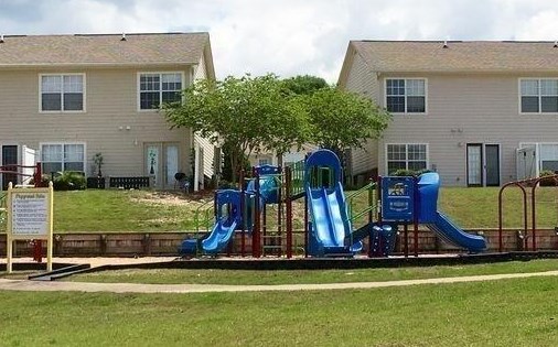 509 Wingspan Way, Crestview FL  32536-2255 exterior