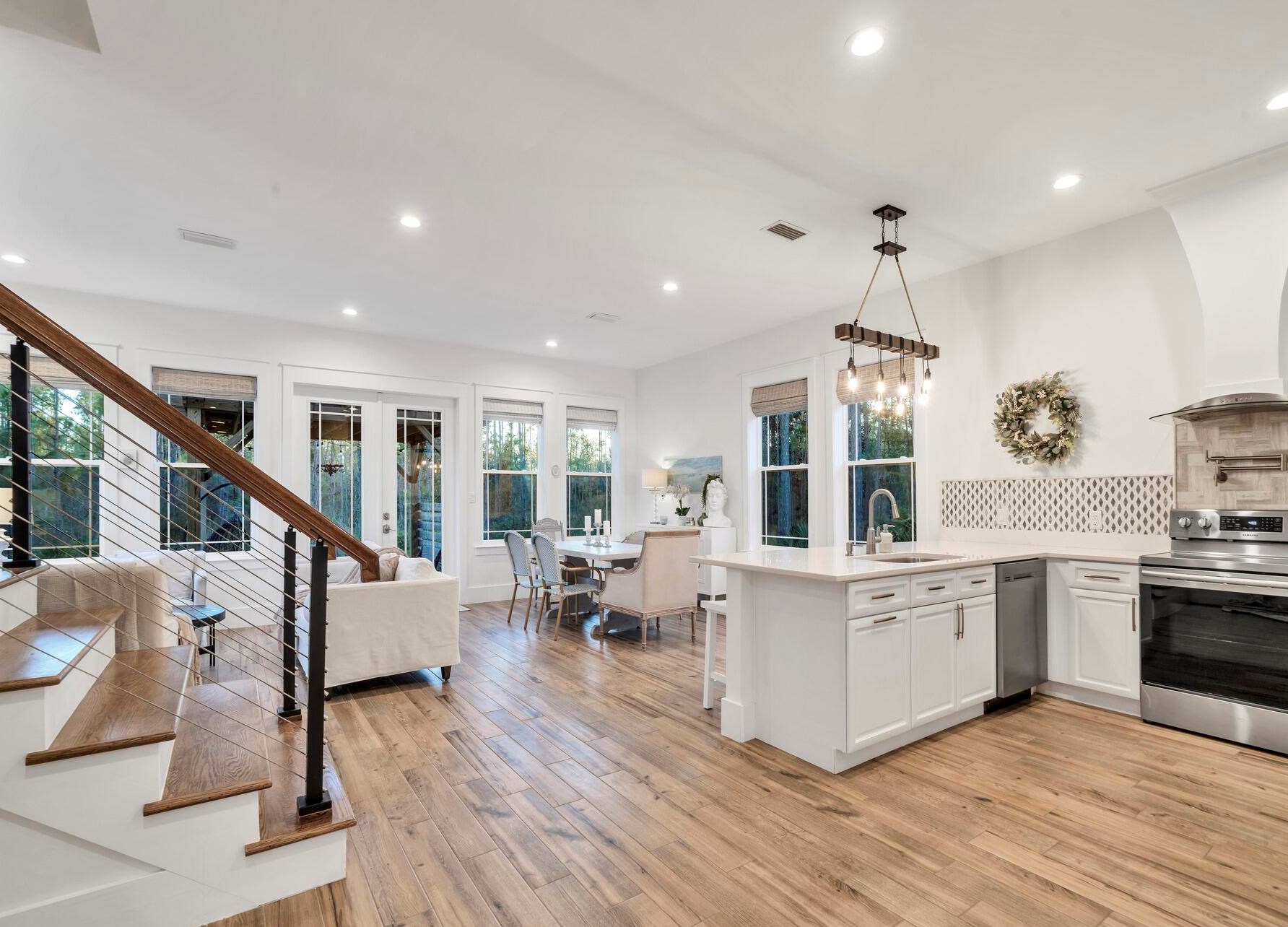 121 Topsail Dr, Santa Rosa Beach FL  32459-6136 exterior