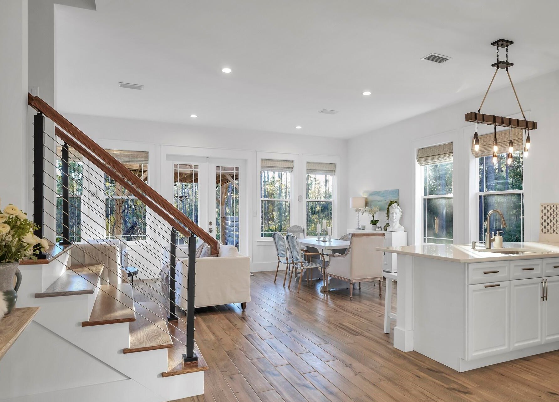 121 Topsail Dr, Santa Rosa Beach FL  32459-6136 exterior