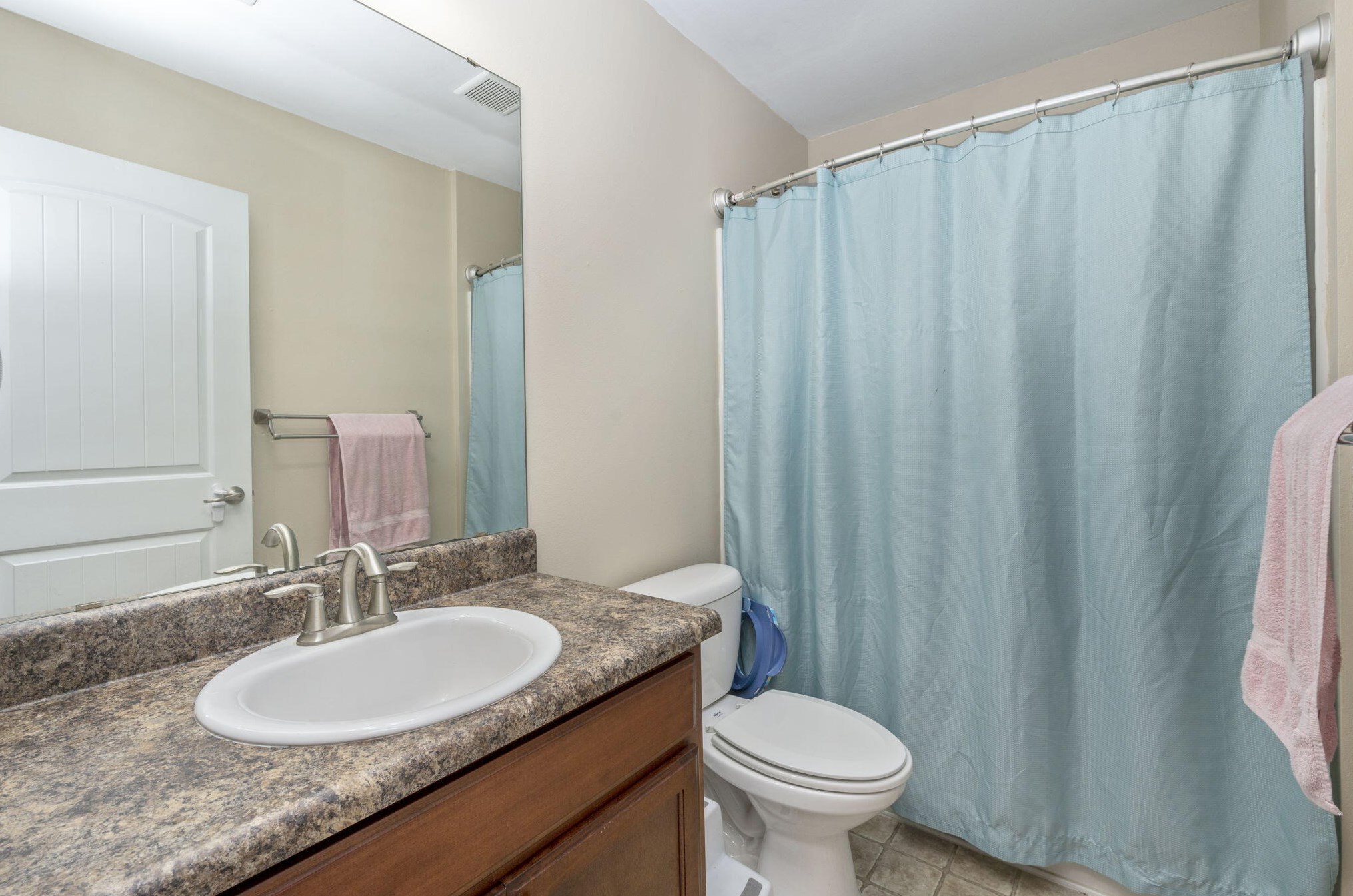 305 Gauntlet Dr, Crestview FL  32539-4366 exterior
