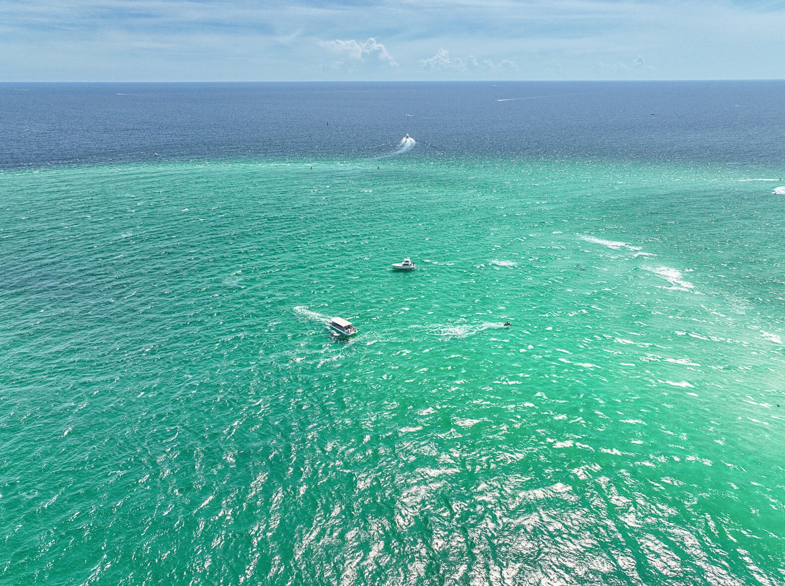 500 Gulf Shore Dr, Destin FL 32541-3098 exterior