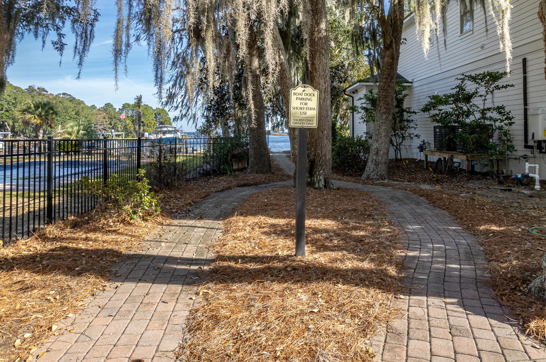 159 Beacon Point Dr, Santa Rosa Beach FL  32459-2611 exterior