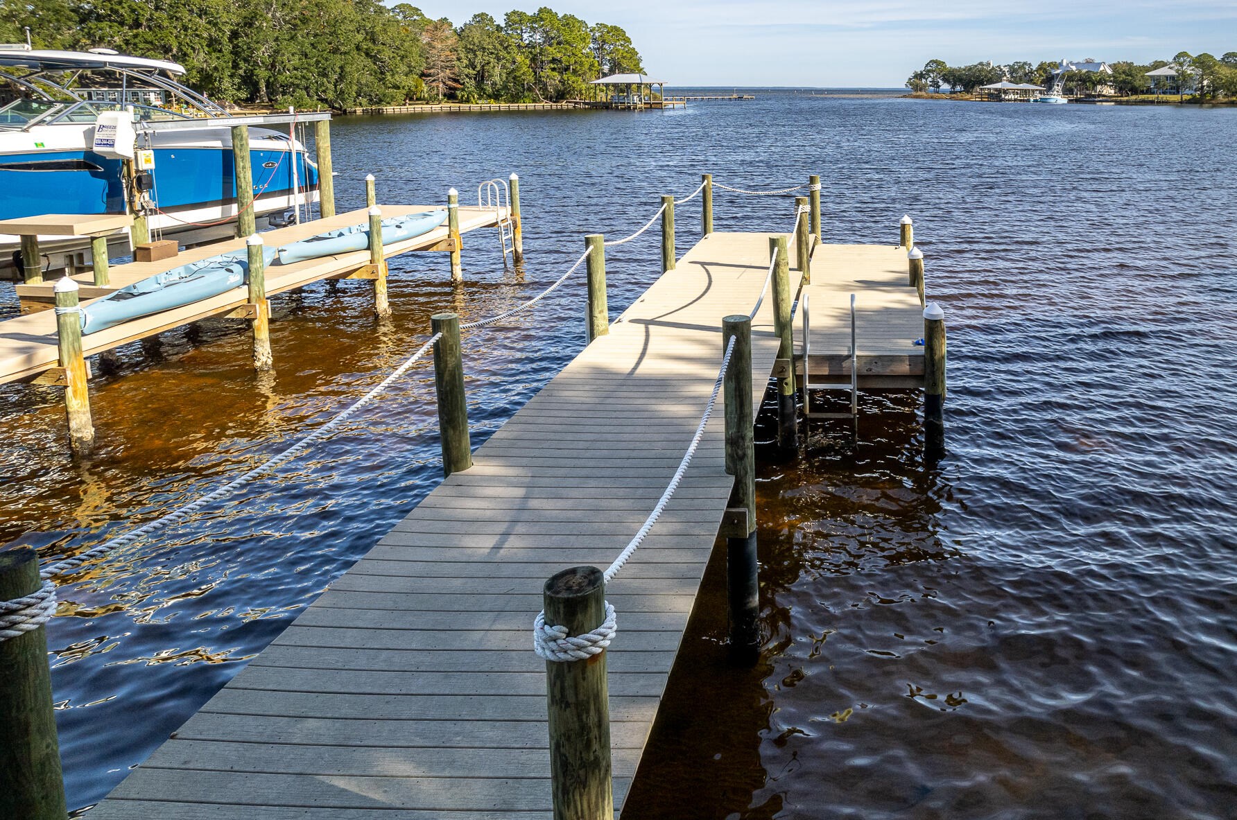 159 Beacon Point Dr, Santa Rosa Beach FL  32459-2611 exterior