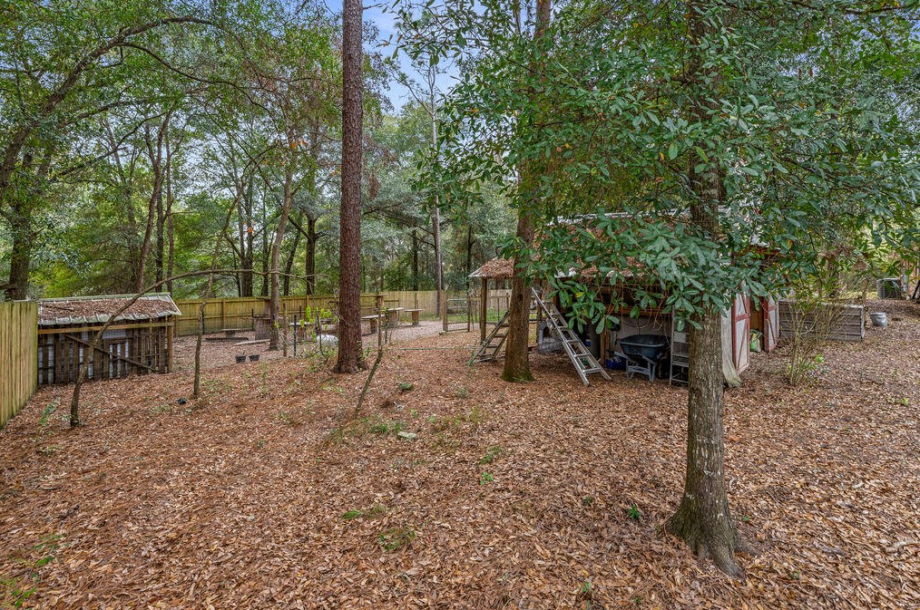 2734 Hugo Ln, Crestview FL  32539-6369 exterior