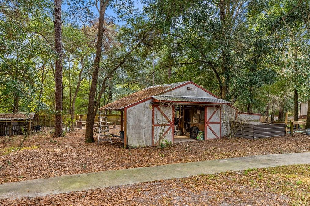 2734 Hugo Ln, Crestview FL  32539-6369 exterior
