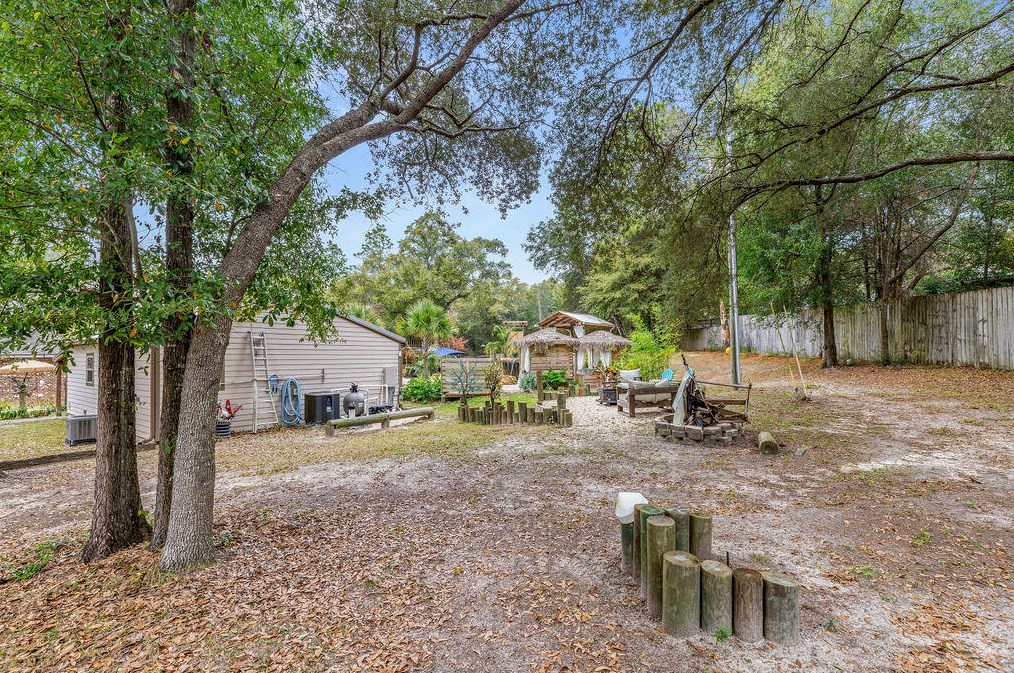 2734 Hugo Ln, Crestview FL  32539-6369 exterior