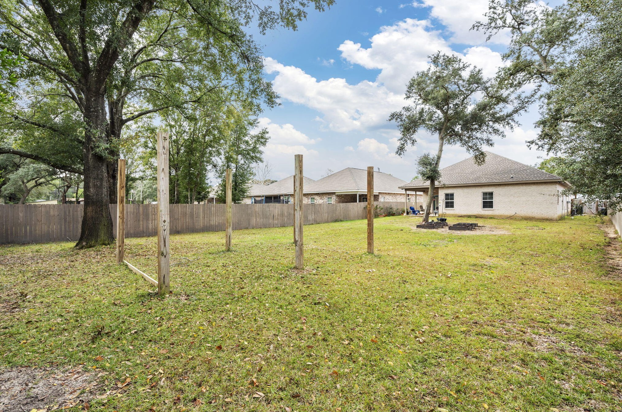 1413 Cedar St, Niceville FL  32578-9747 exterior