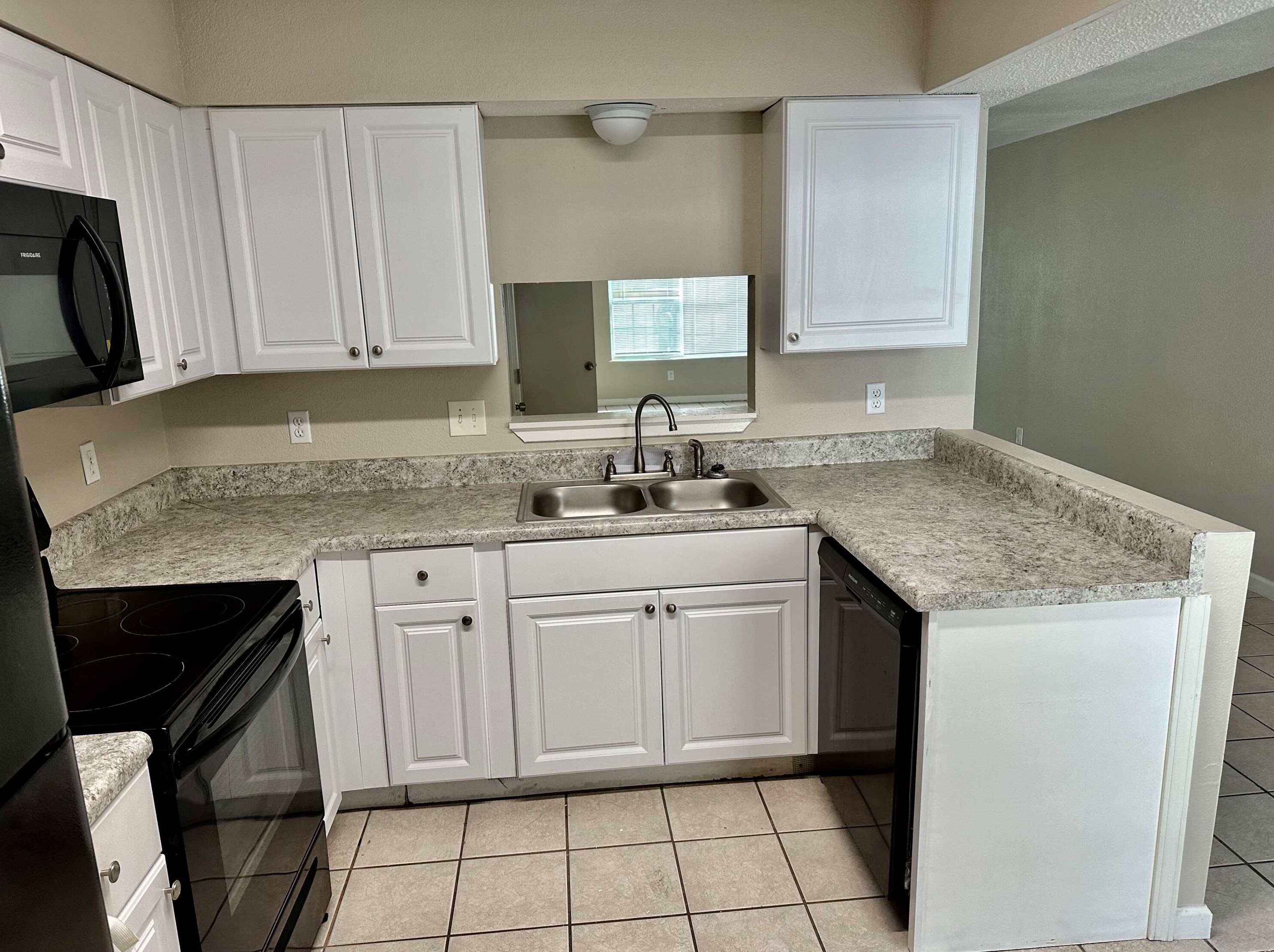 207 Ann Cir #unit 3, Destin, FL 32541