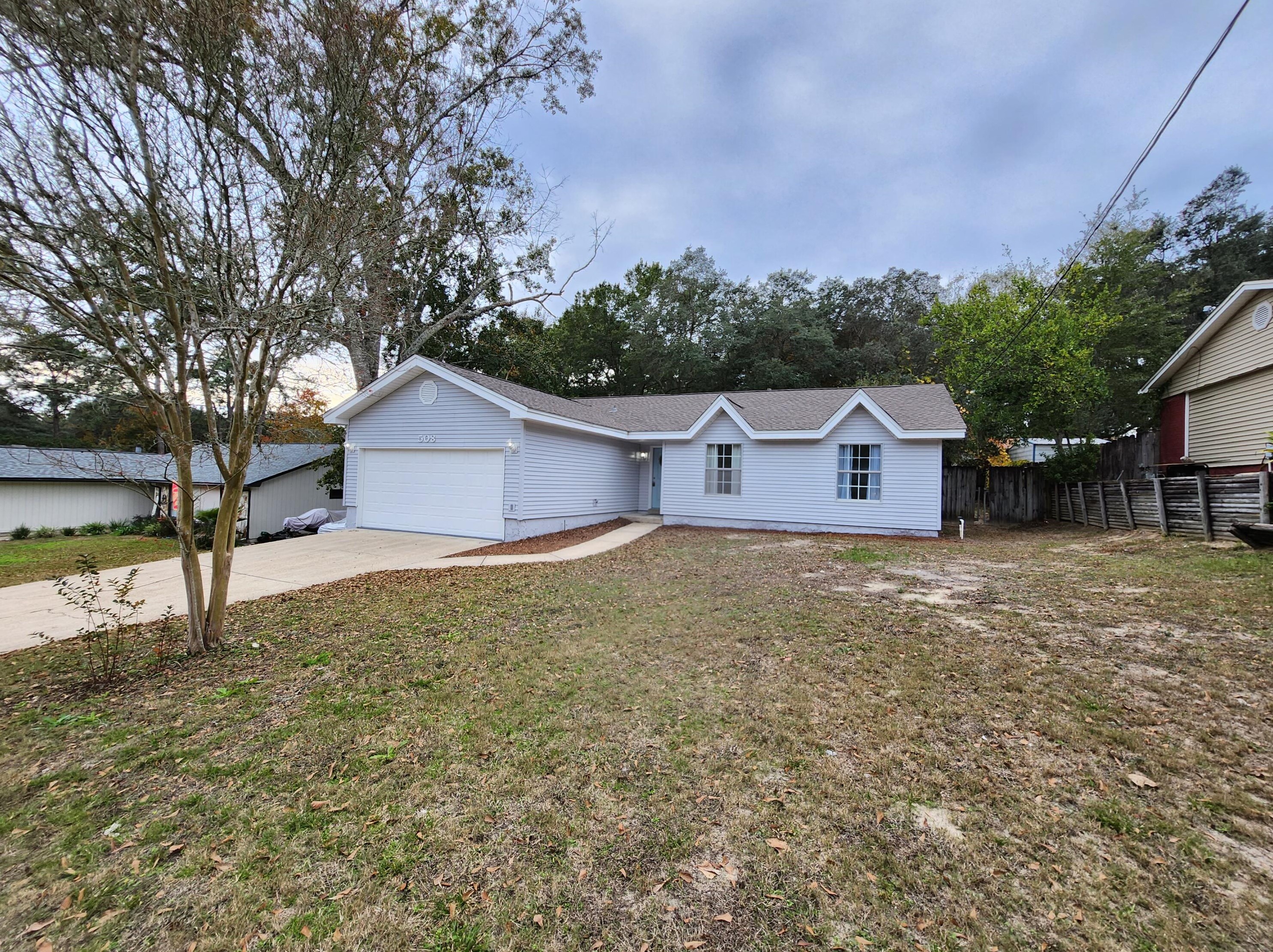 508 Oak Ave, Niceville, FL 32578-3311