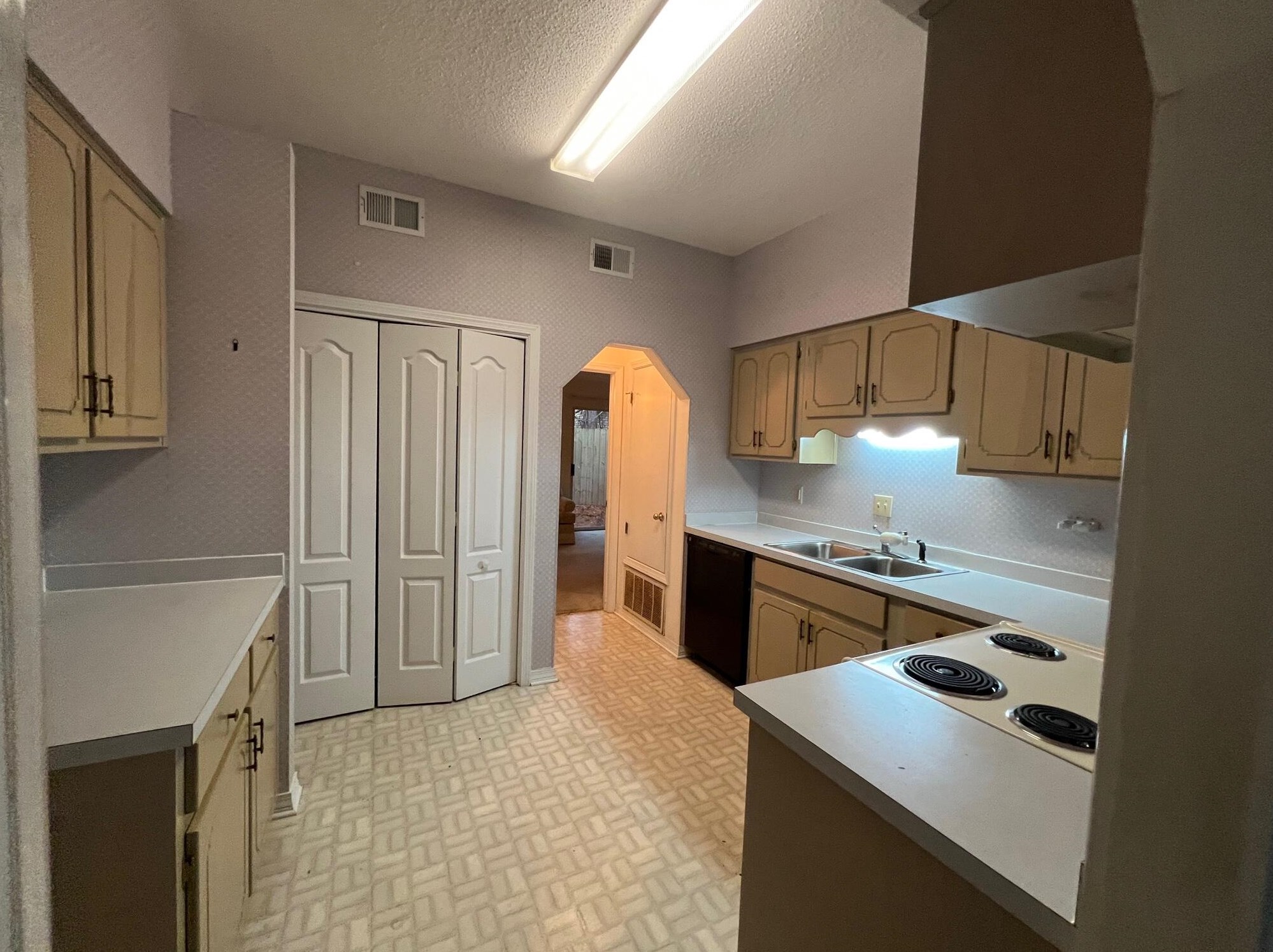 644 Emerald Ln, Fort Walton Beach, FL 32547