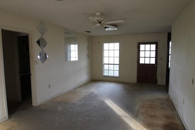 5473 Monterrey Rd, Crestview, FL 32539
