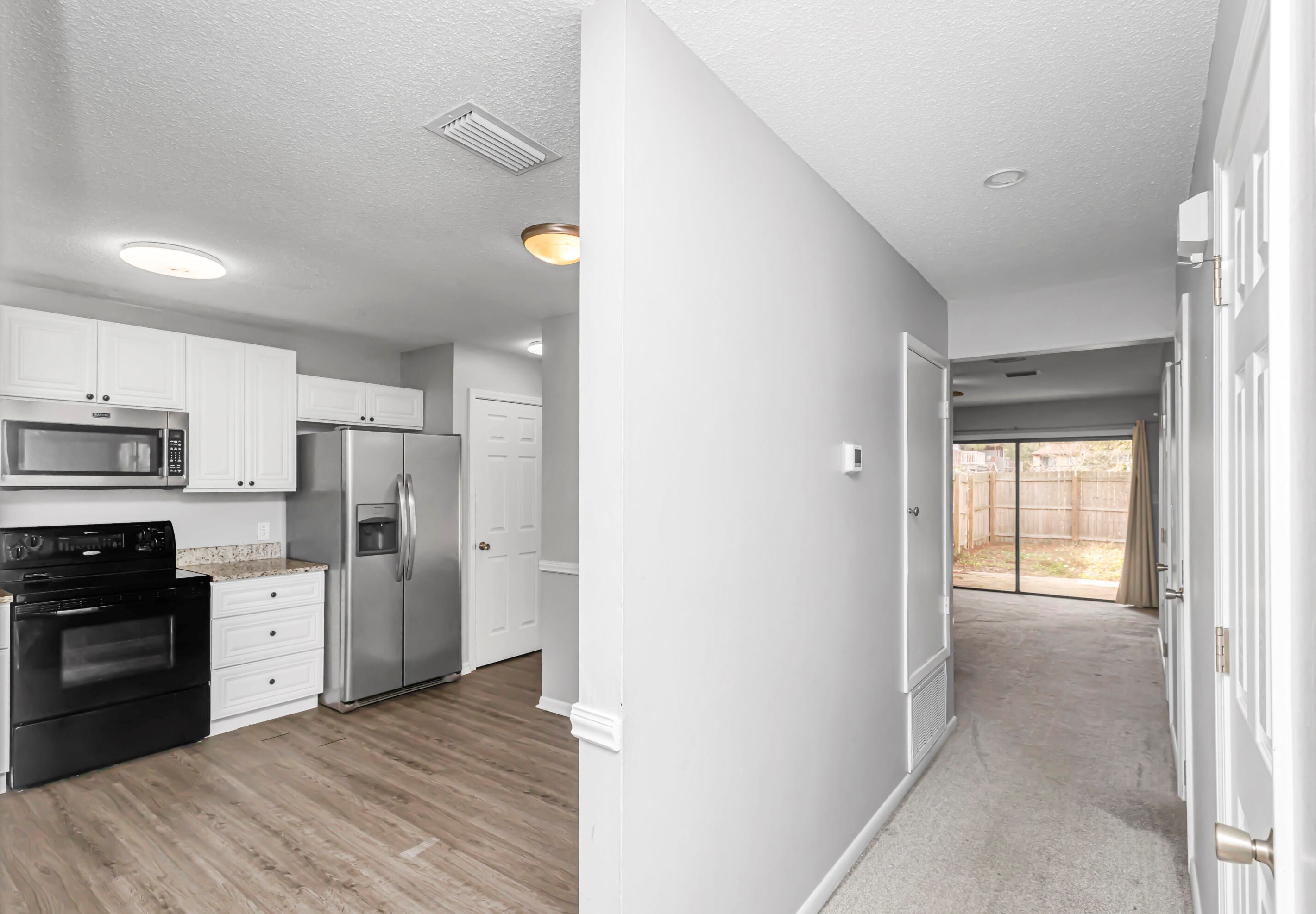 37 12th St #122, Shalimar, FL 32579