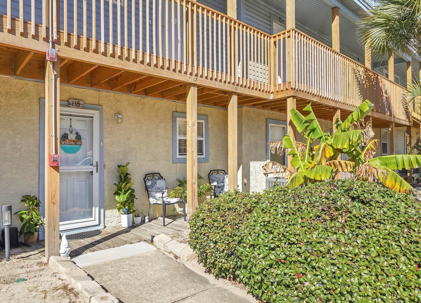 330 Bluefish Dr, Fort Walton Beach FL  32548-6105 exterior