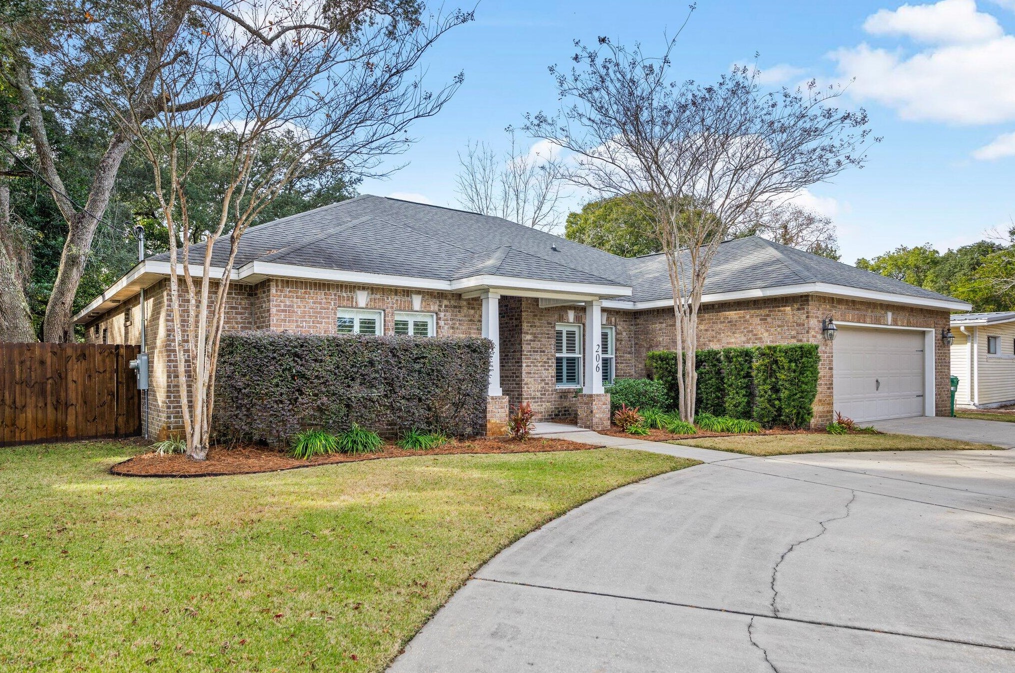 206 Forest Dr, Fort Walton Beach, FL 32547