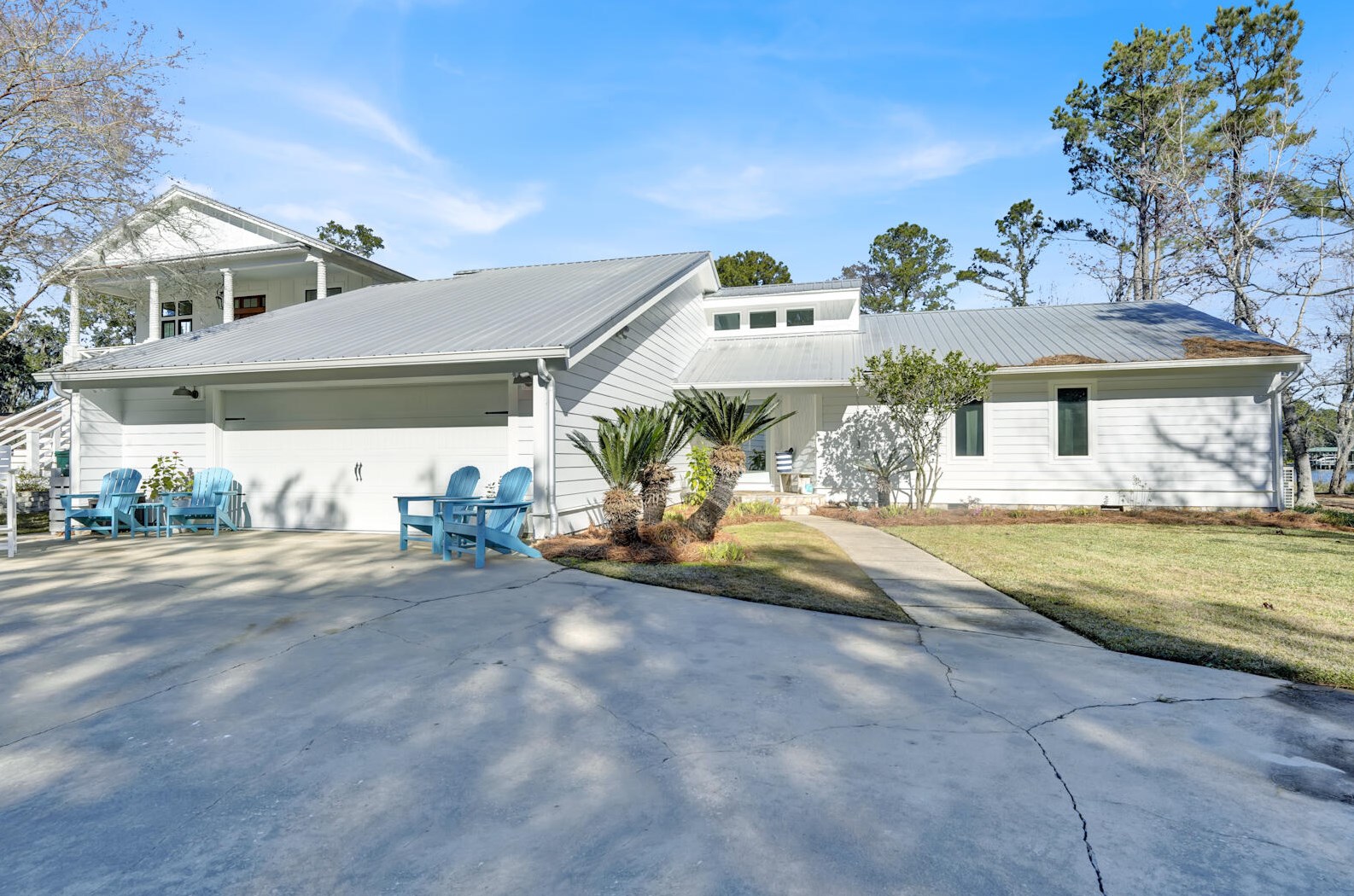 1020 Bay Grove Rd, Freeport, FL 32439
