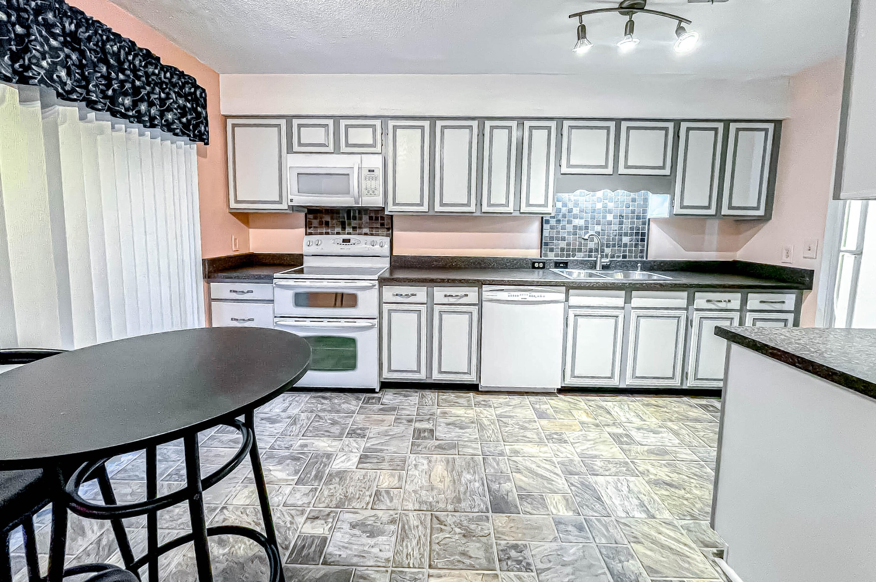 800 Bay Dr #unit 13, Niceville, FL 32578