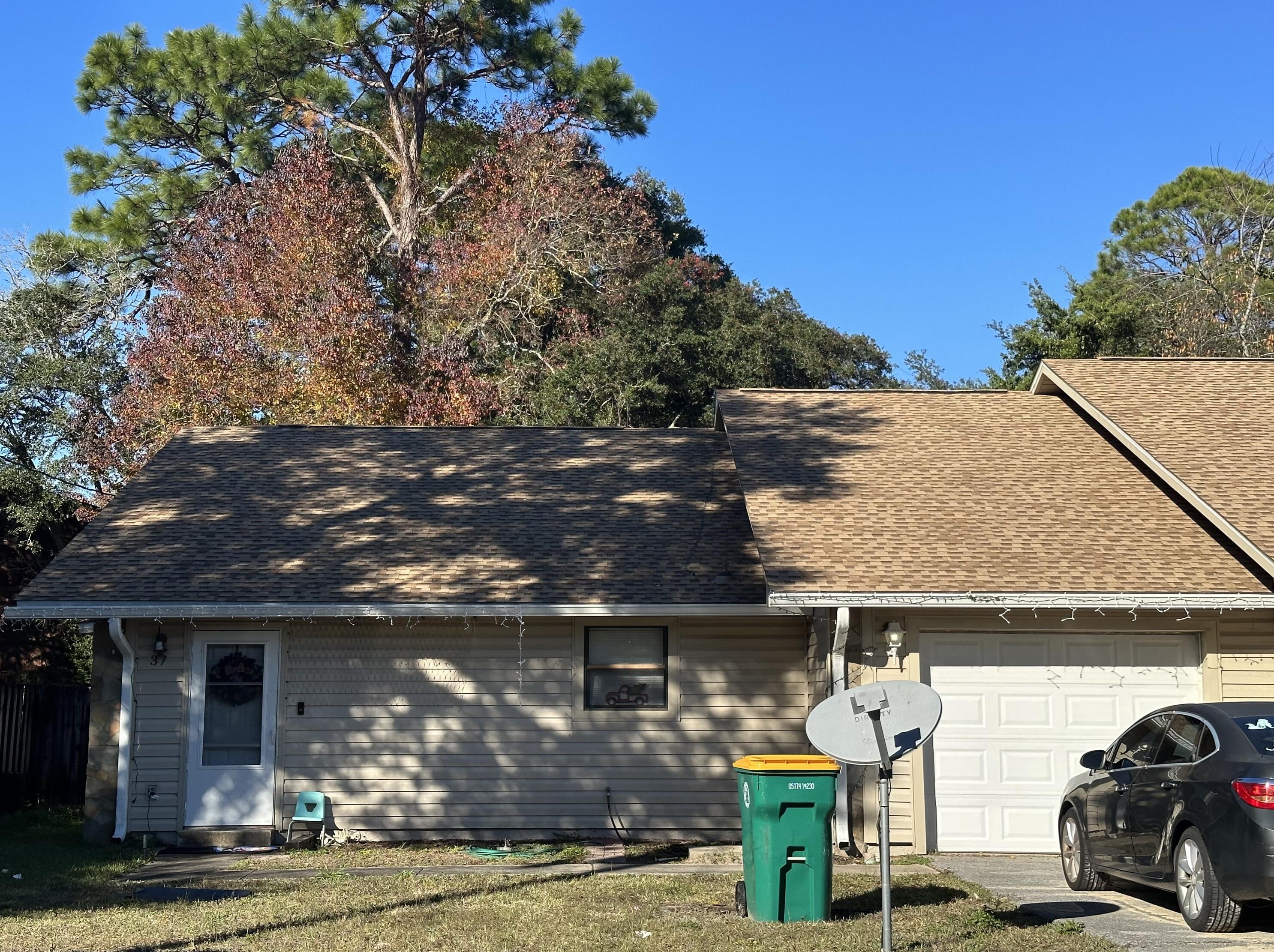 37 6th Ave, Shalimar, FL 32579