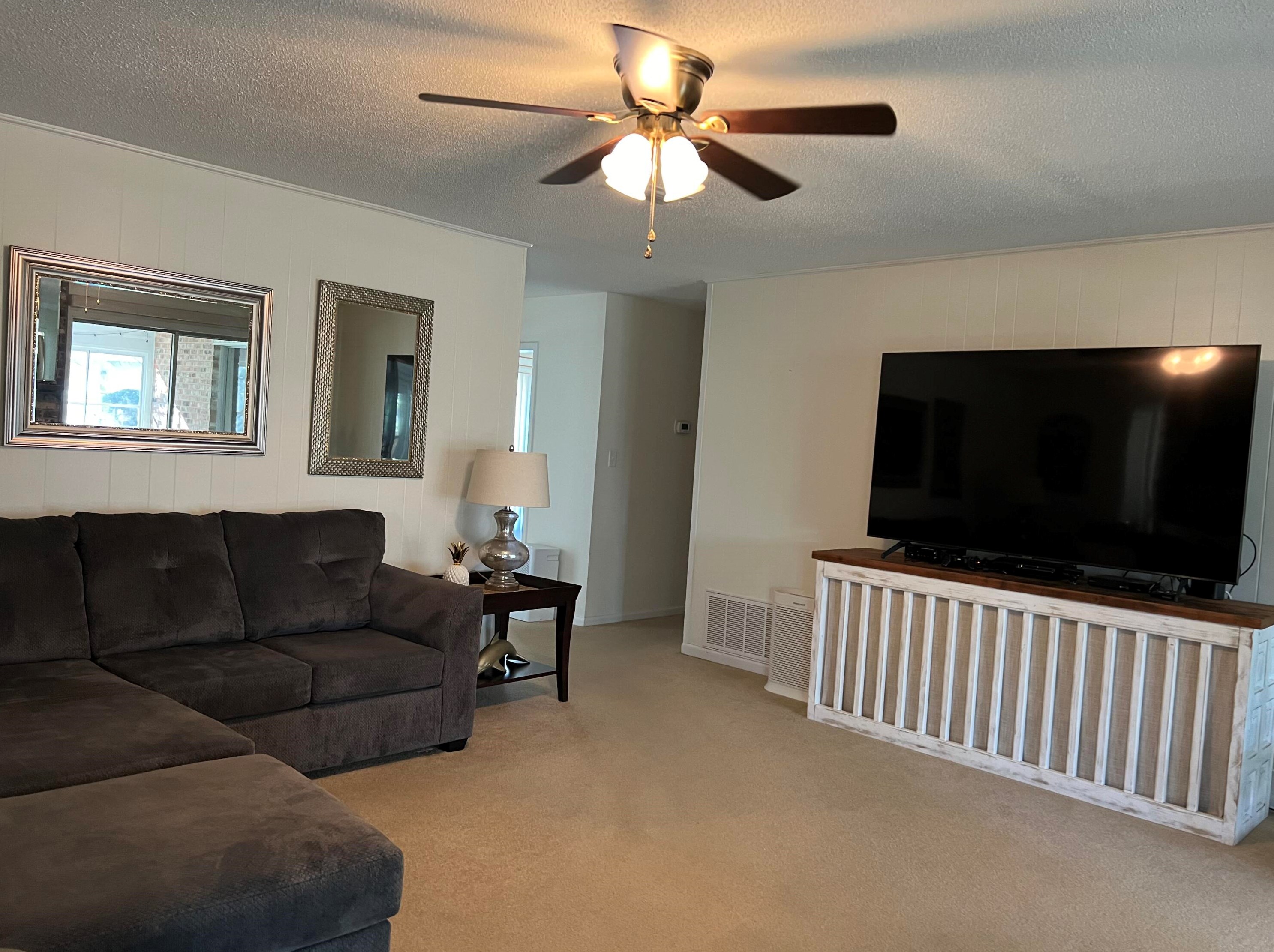 33 Holly Ave, Shalimar, FL 32579