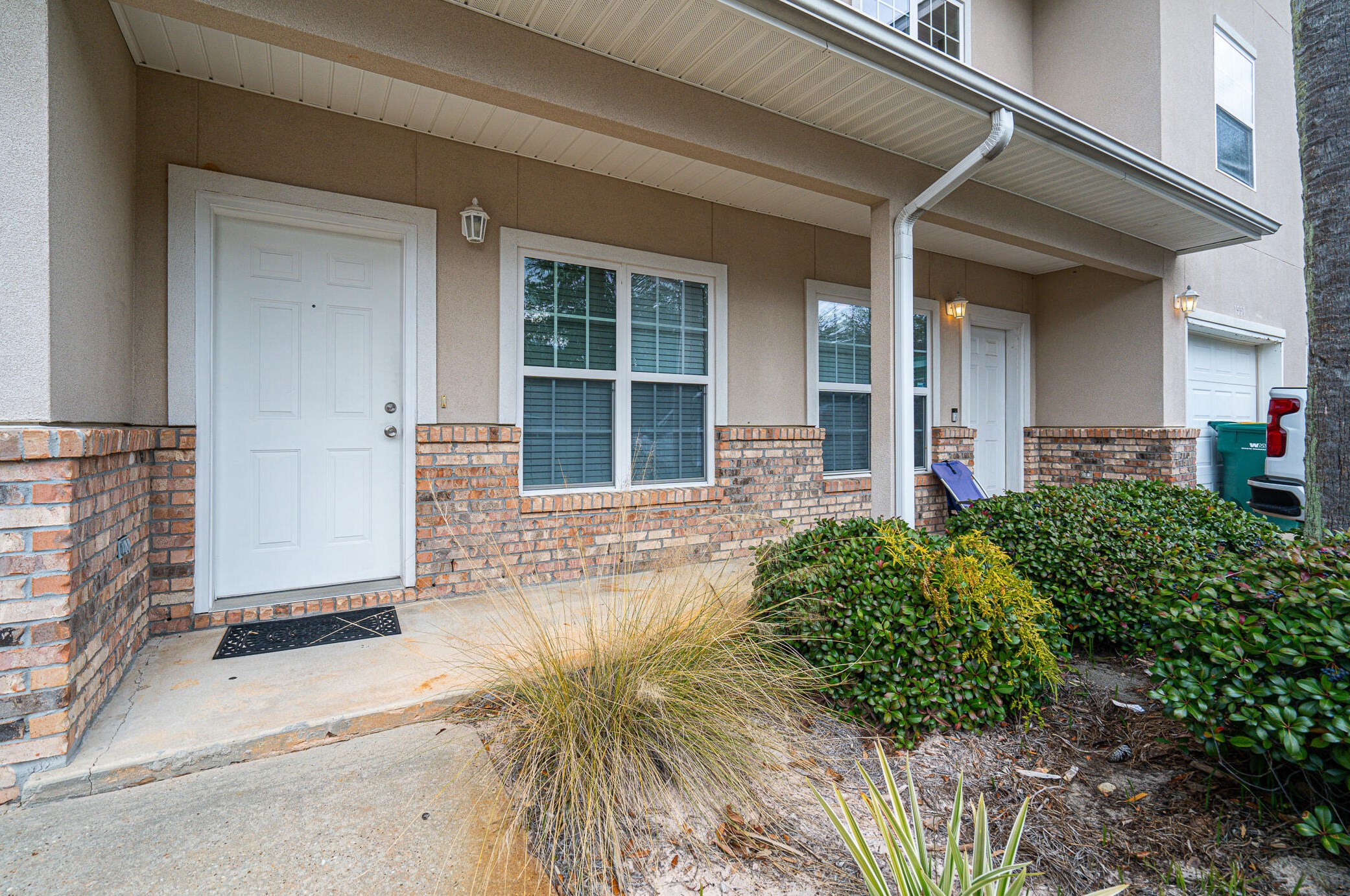 1553 Bentley Cir, Fort Walton Beach, FL 32547