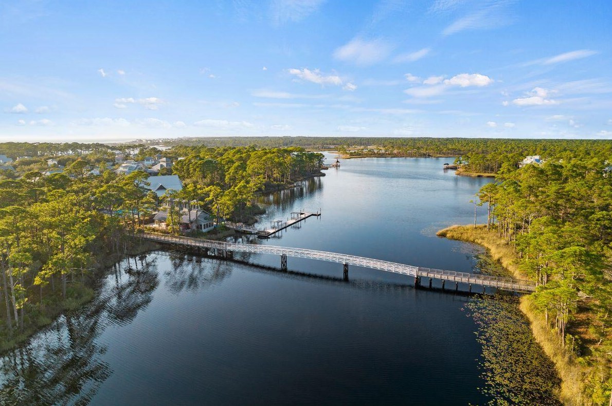 408 Western Lk Dr, Santa Rosa Beach FL  32459-8800 exterior