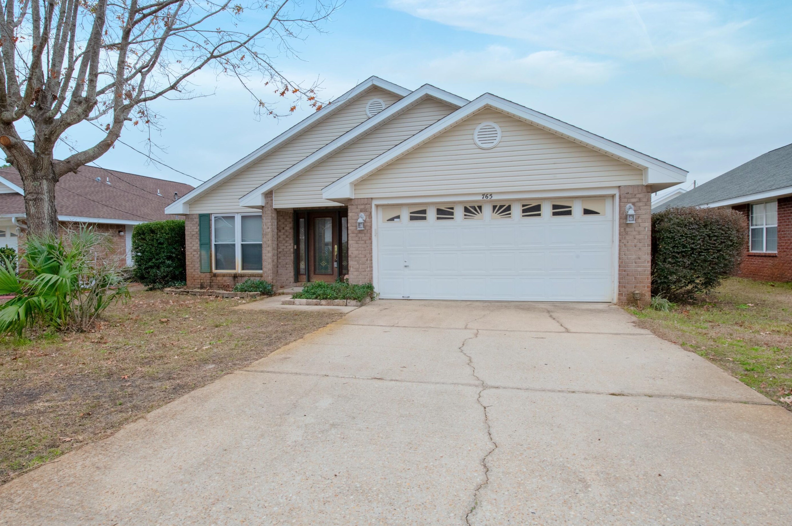 765 Pearl Sand Dr, Mary Esther, FL 32569