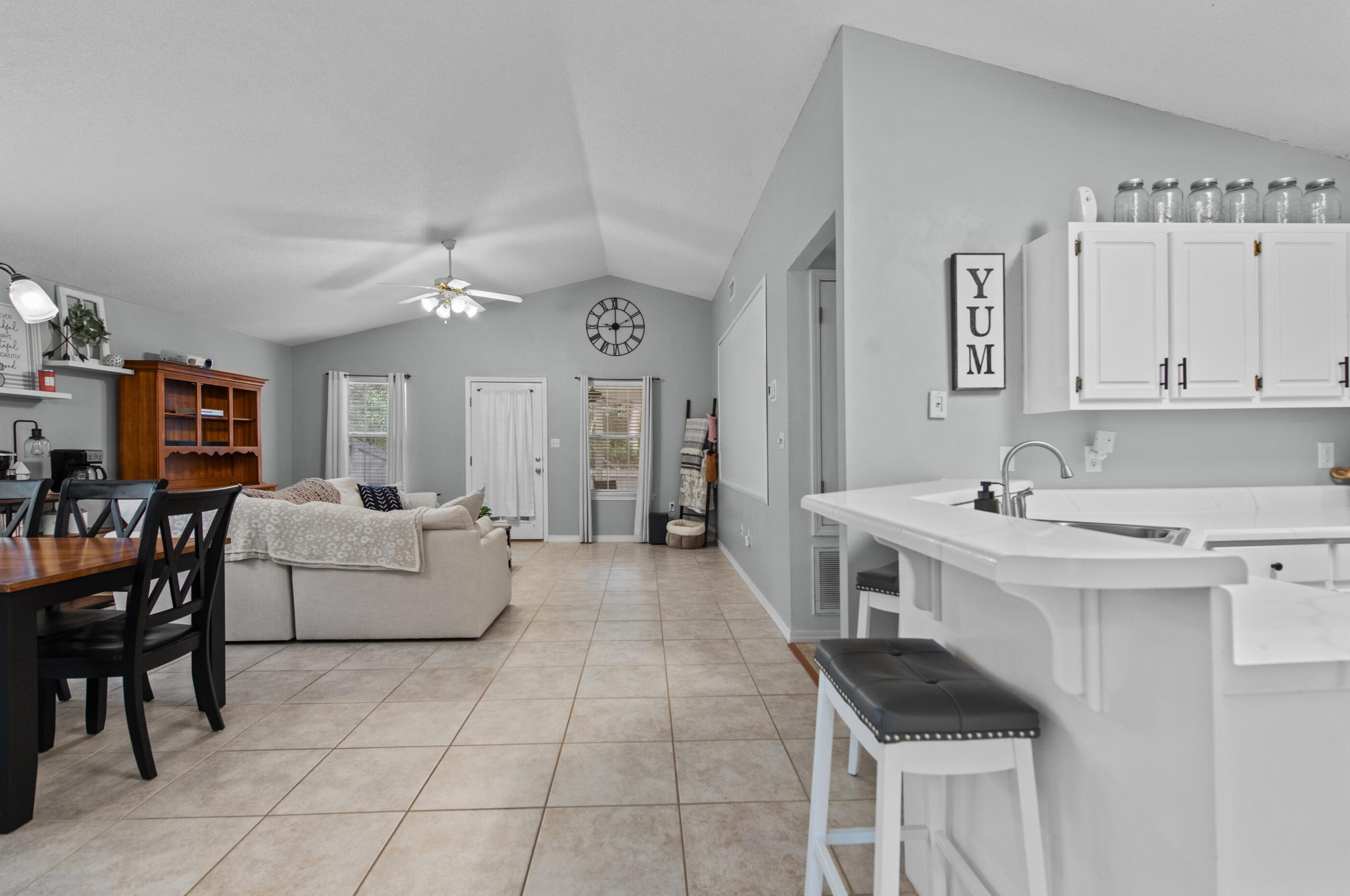 392 Pristine Water Ln, Mary Esther, FL 32569