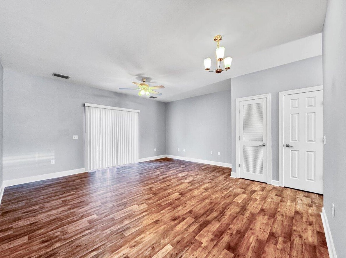 15284 331 Business #unit 9b, Freeport, FL 32439