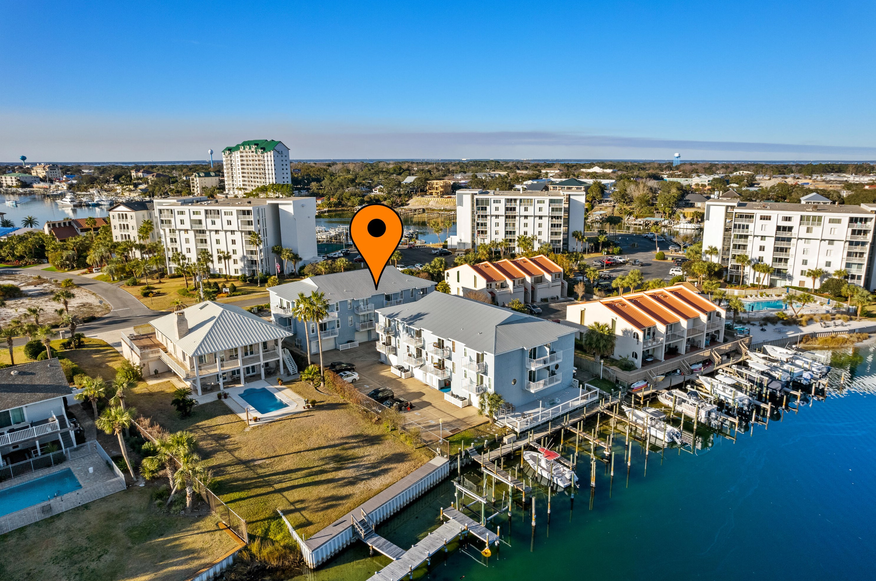 22 Moreno Point Rd, Destin FL 32541-3107 exterior