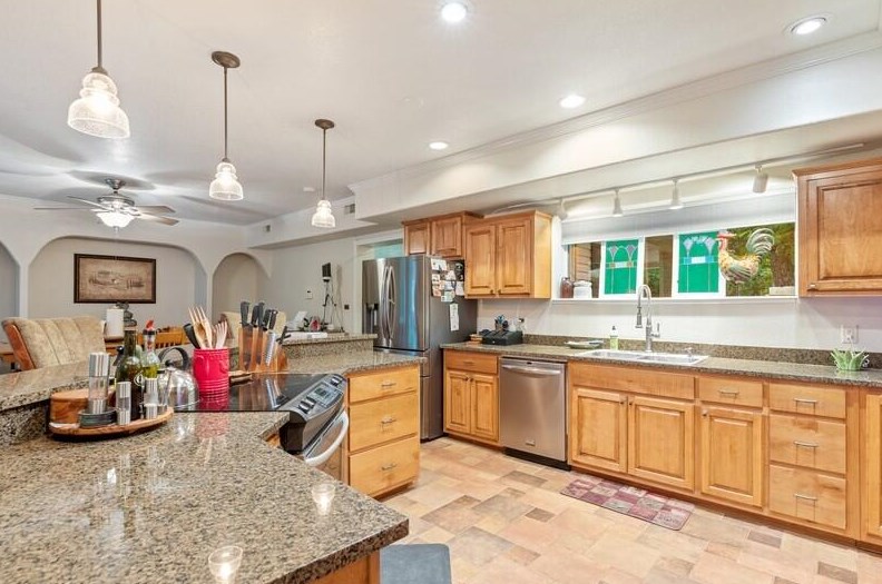 2800 Dogwood Acres, Crestview FL  32536-9399 exterior