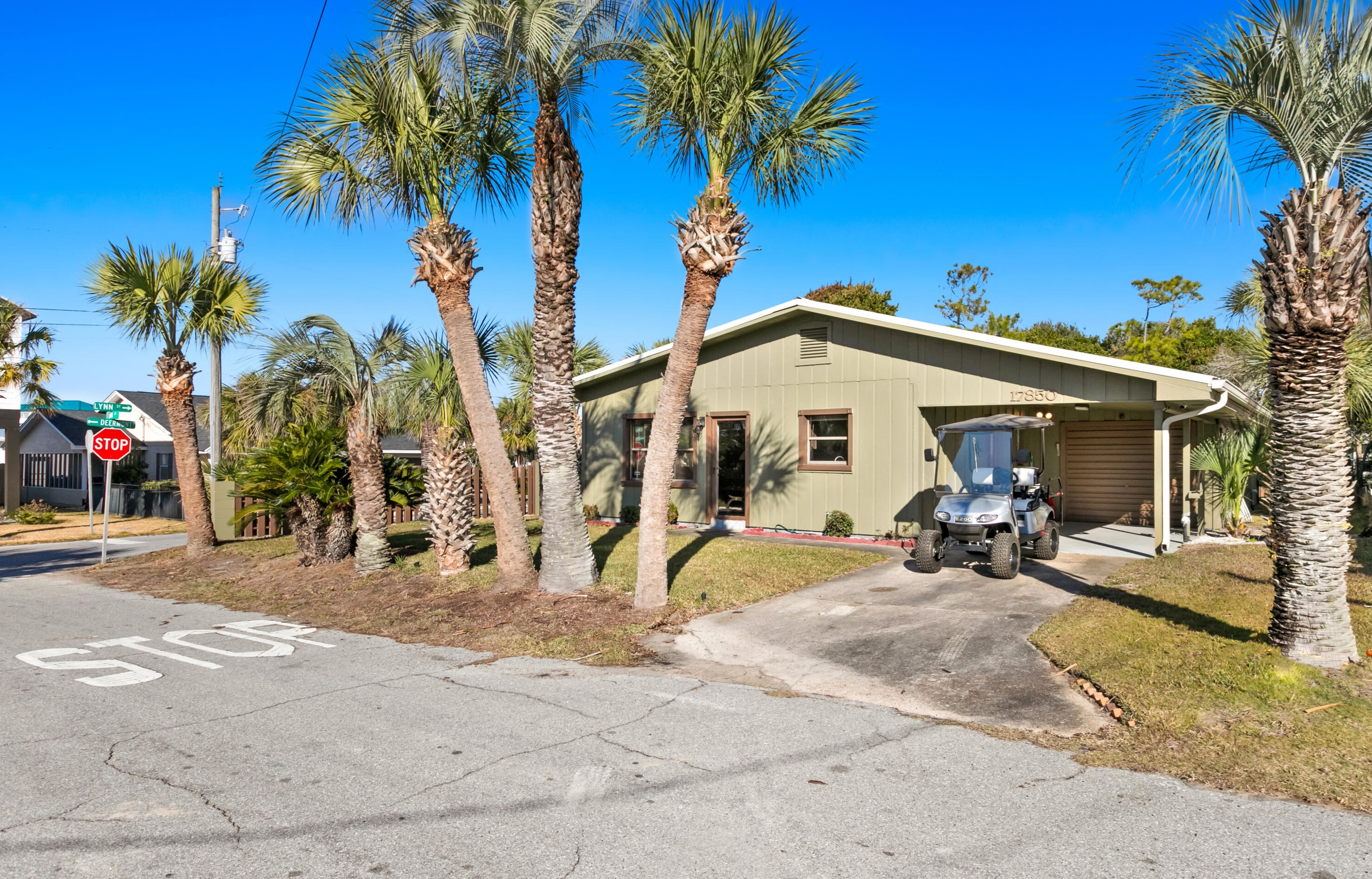 17850 Lynn St, Panama City, FL 32413-1973