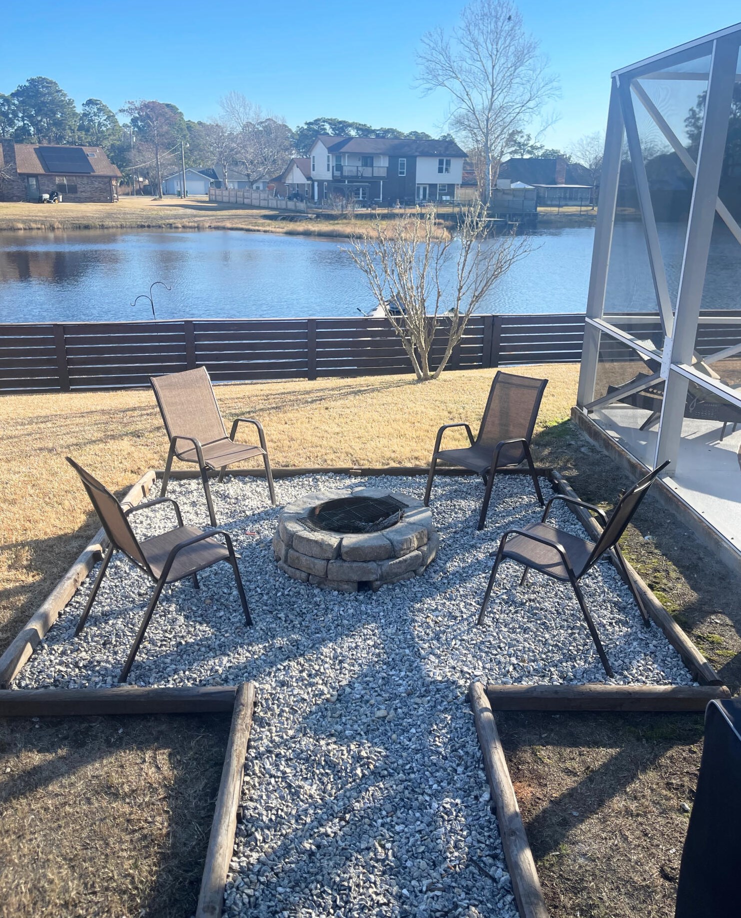 220 Lakeside Ln, Mary Esther FL  32569-1459 exterior