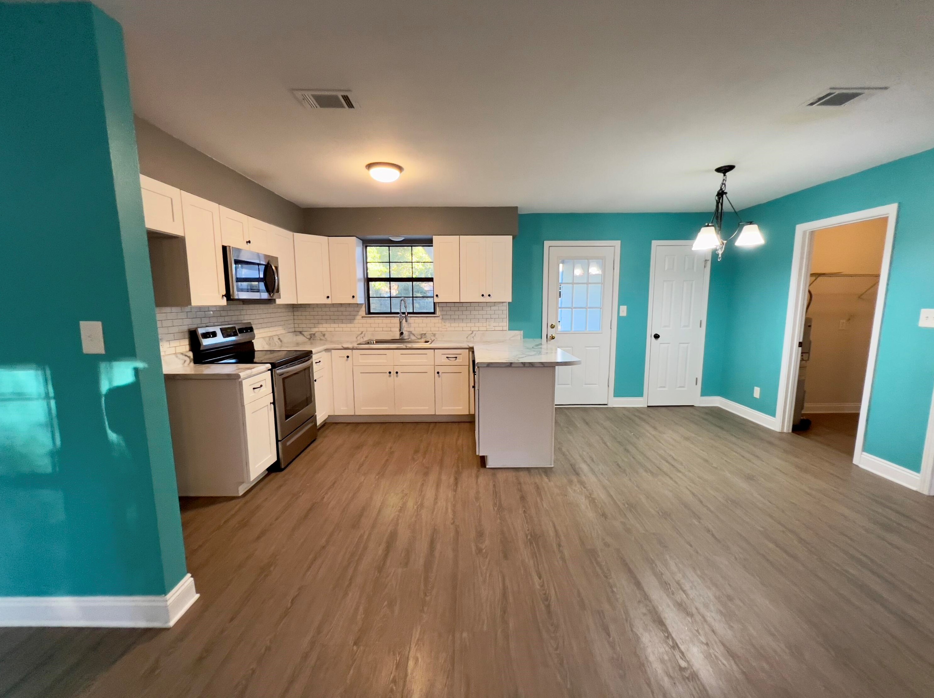 5404 Shore Ln, Milton, FL 32570